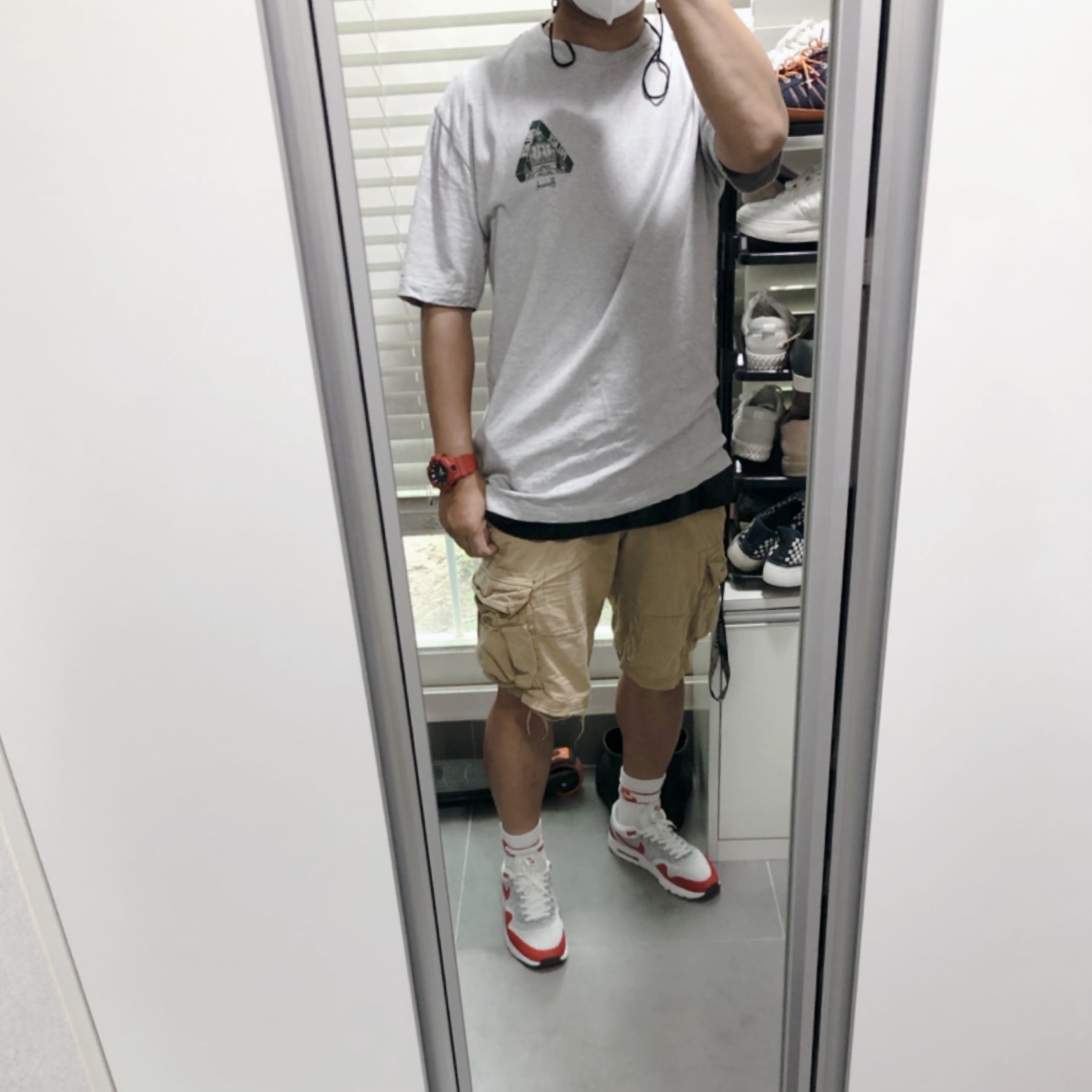 Palace x Harrods Tri-Sphinx T-Shirt Grey Marl - 21FW 착용 스타일