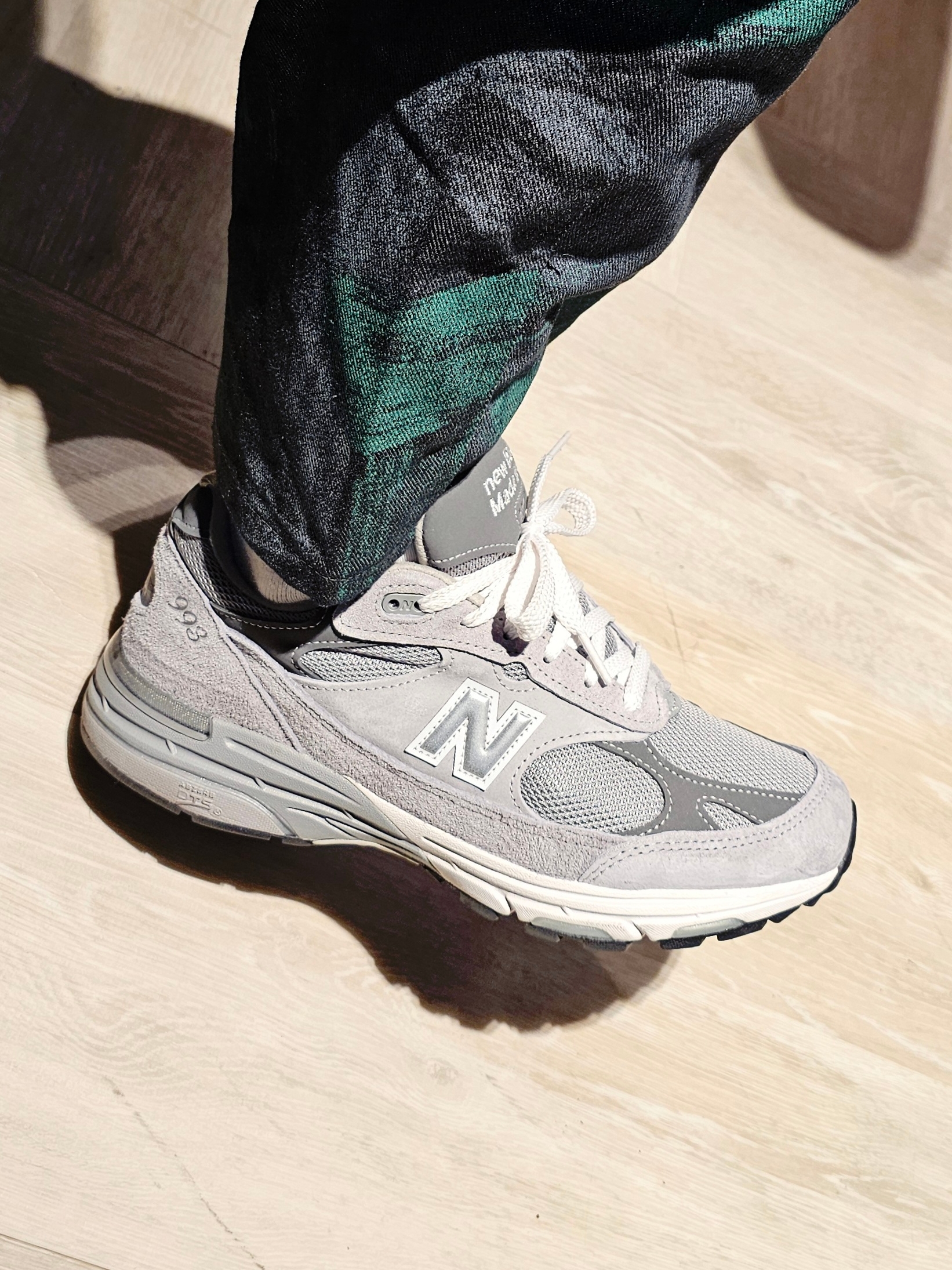 New Balance 993 Made in USA Grey - D Standard 착용 스타일