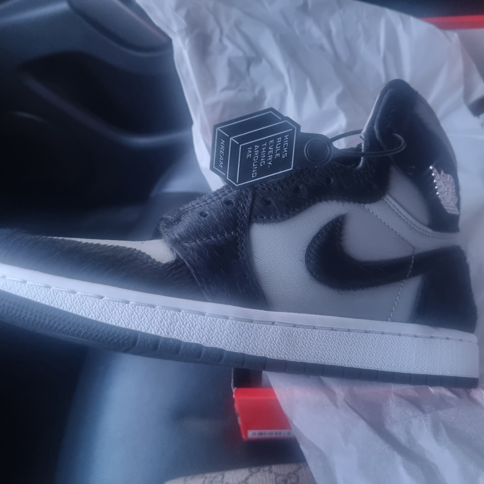 (W) Jordan 1 Retro High OG Medium Grey 착용 스타일