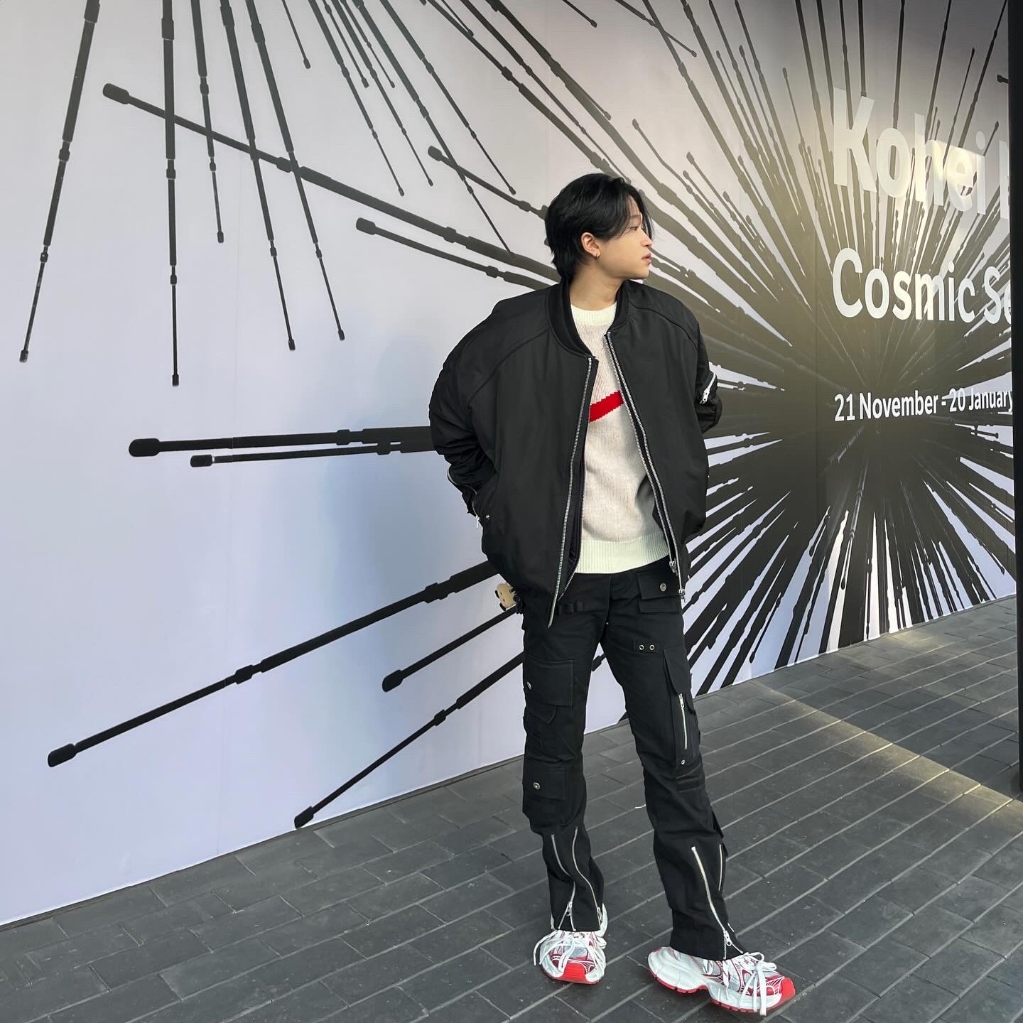 Supreme x Nike Swoosh Sweater White - 19SS, Balenciaga 3XL Sneakers White Red 착용 스타일 - 4