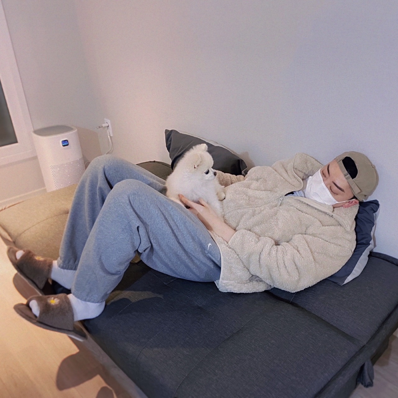 Nike NRG Solo Swoosh Fleece Pants Dark Grey Heather - US/EU, Jordan 1 Low Light Smoke Grey 착용 스타일 - 2