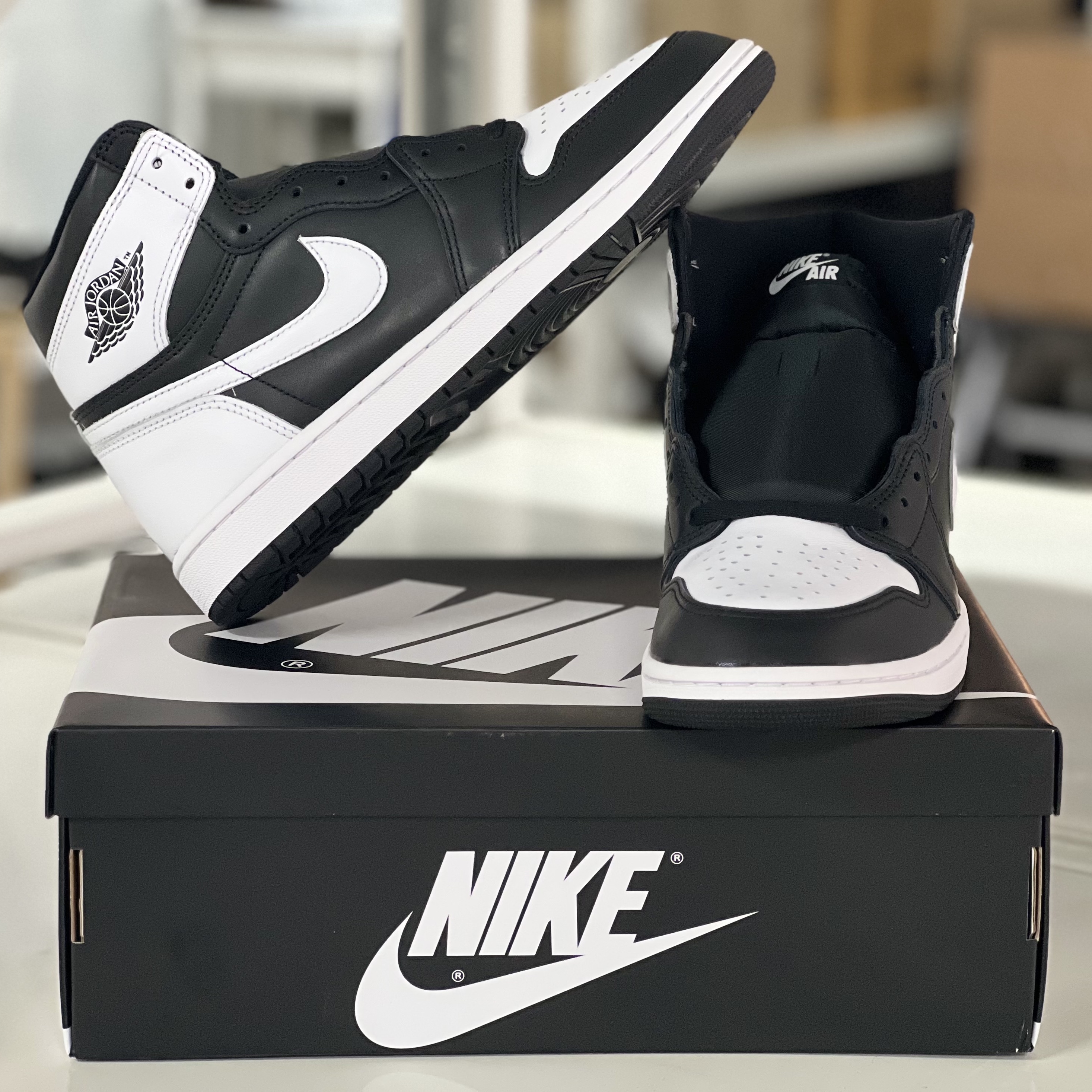 Jordan 1 Retro High OG Black White 착용 스타일