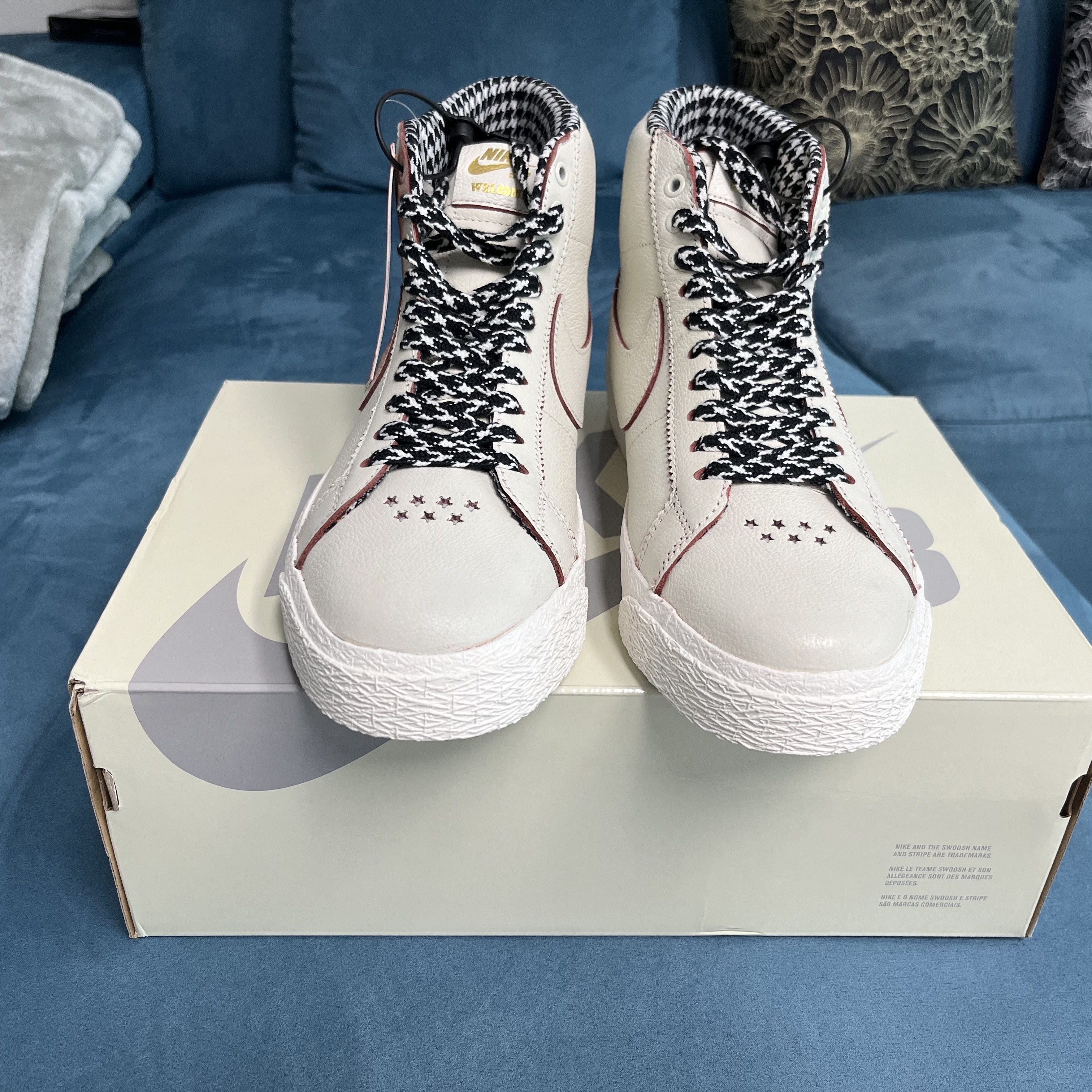 Nike x Welcome Skateboarding SB Zoom Blazer Mid Sail 착용 스타일 - 3