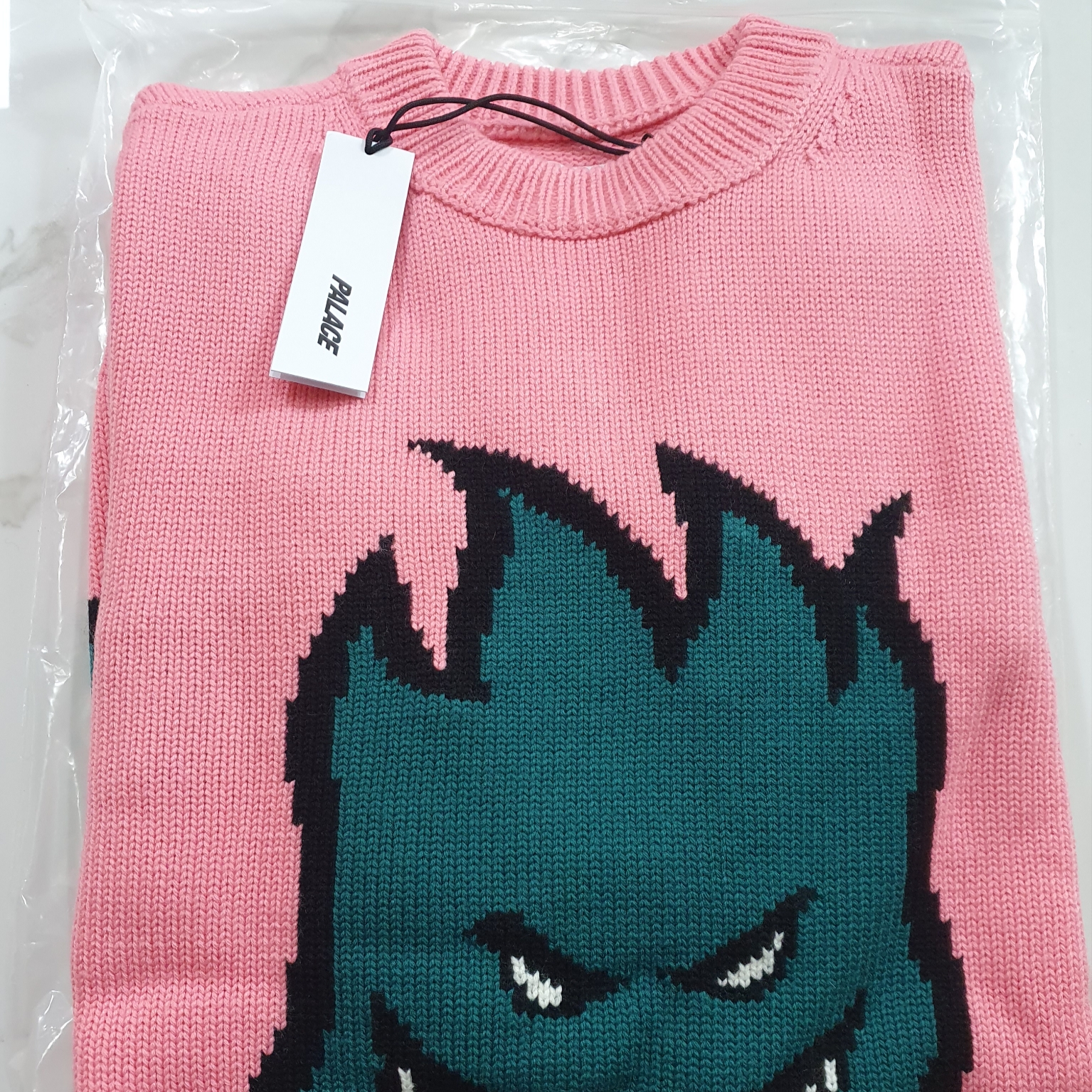 Palace Spitfire Knit Pink - 23SS 착용 스타일 - 2