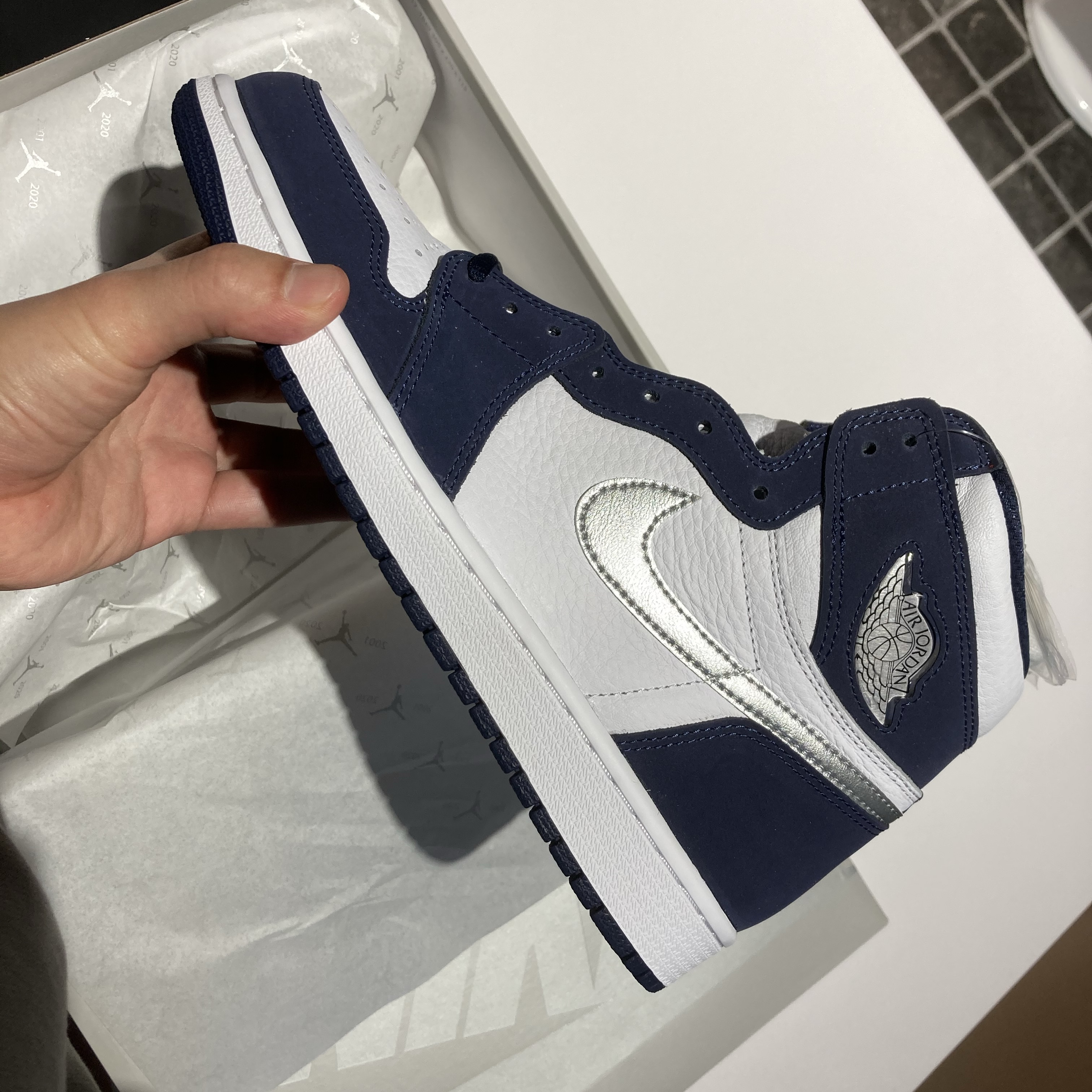 Jordan 1 Retro High OG CO.JP Midnight Navy 착용 스타일
