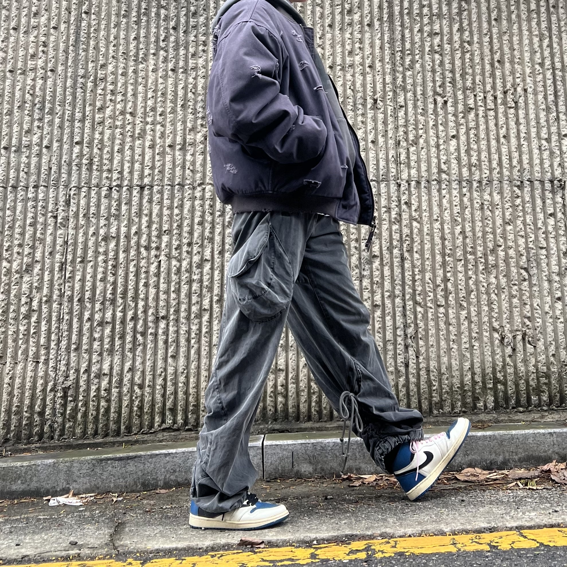 Undermycar Dtrange Dead Starange Destroyed Bomber Sparrow - 23SS, Yeezy Gap Engineered By Balenciaga Dove Hoodie Black 착용 스타일 - 2