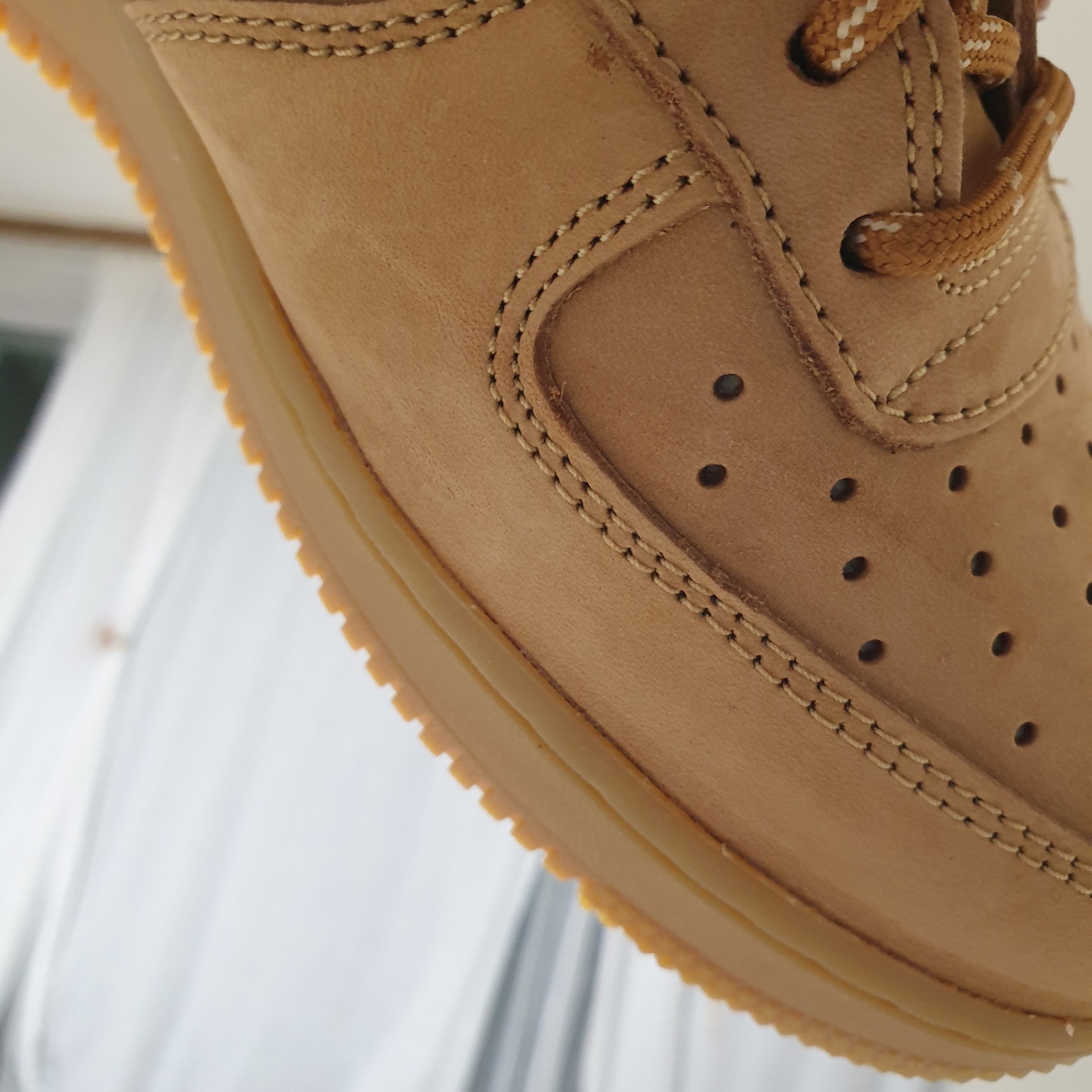 Nike Air Force 1 '07 WB Flax 착용 스타일 - 2
