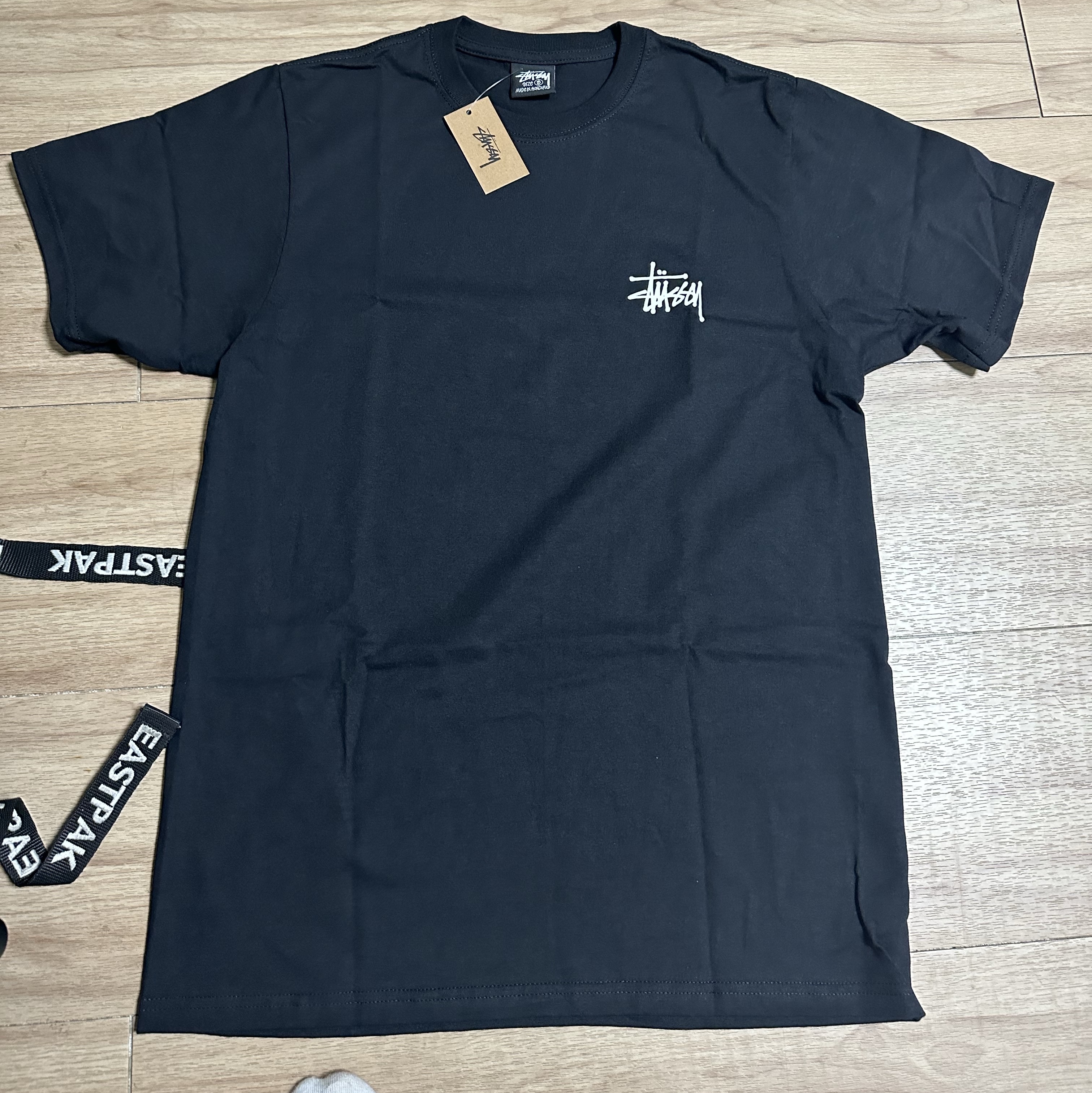 Stussy Basic Stussy T-Shirt Black 2023 착용 스타일
