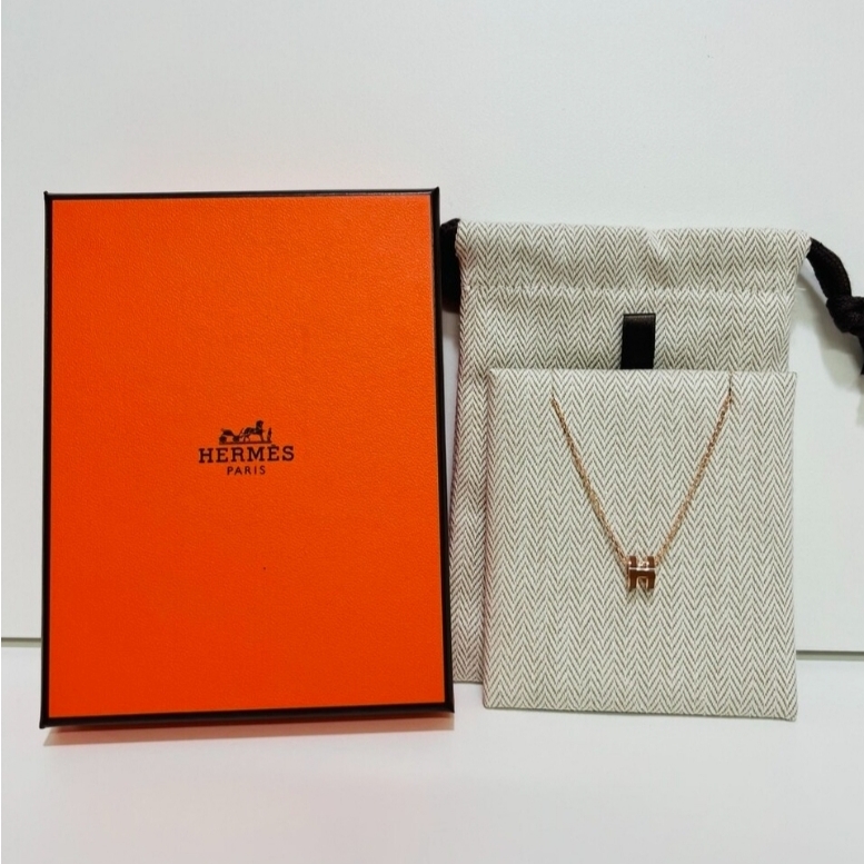 (W) Hermes Mini Pop H Pendant Palladium & New Gold 착용 스타일 - 2