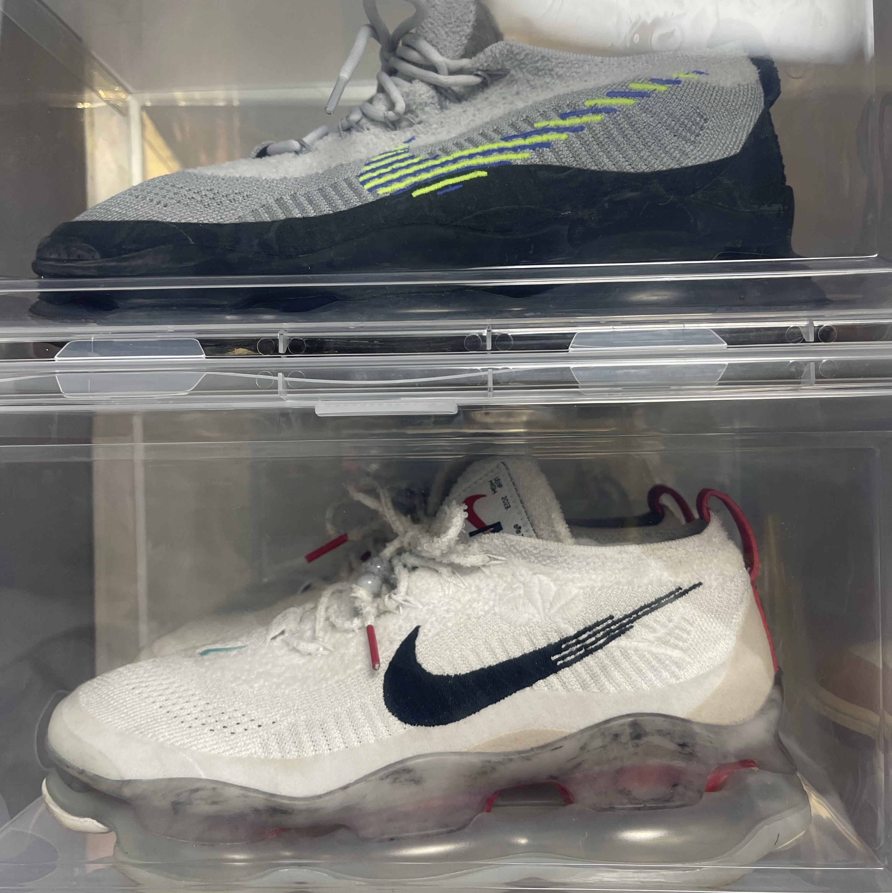 Nike Air Max Scorpion Flyknit Summit White 착용 스타일