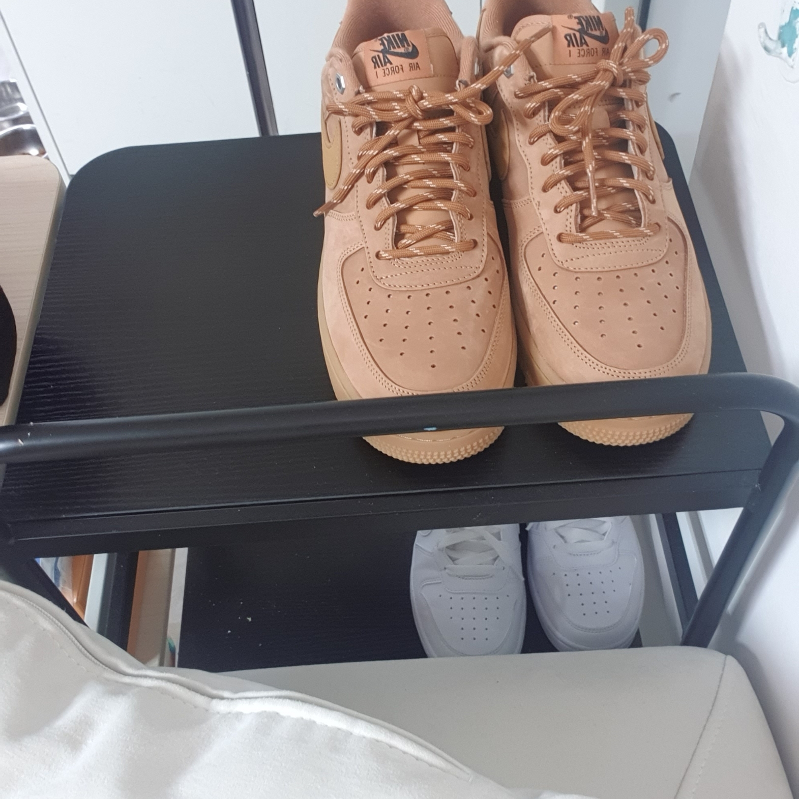 Nike Air Force 1 '07 WB Flax 착용 스타일 - 1