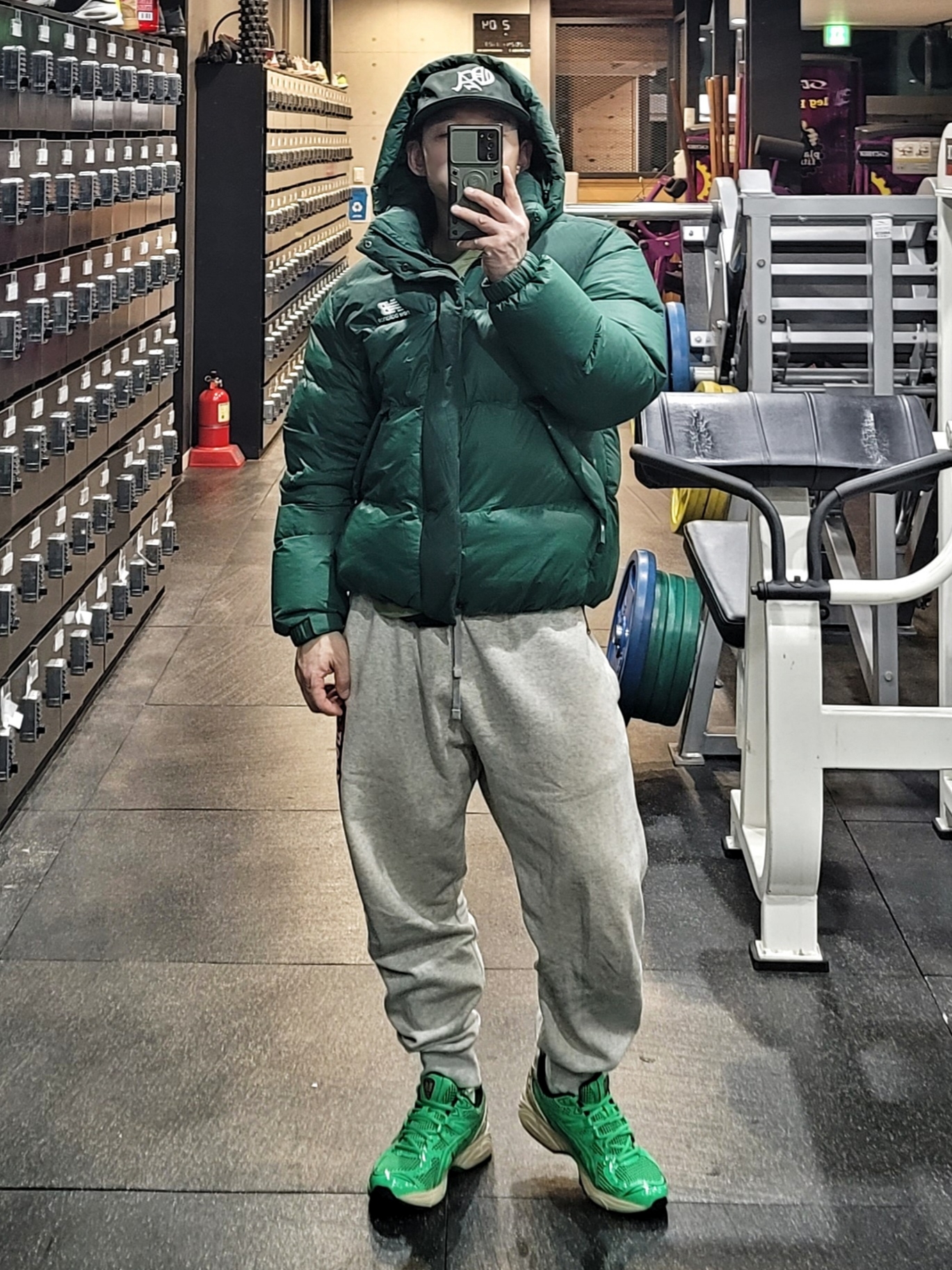 Asics x GmbH Gel-Kayano Legacy Coriander Green Gold 착용 스타일 - 1