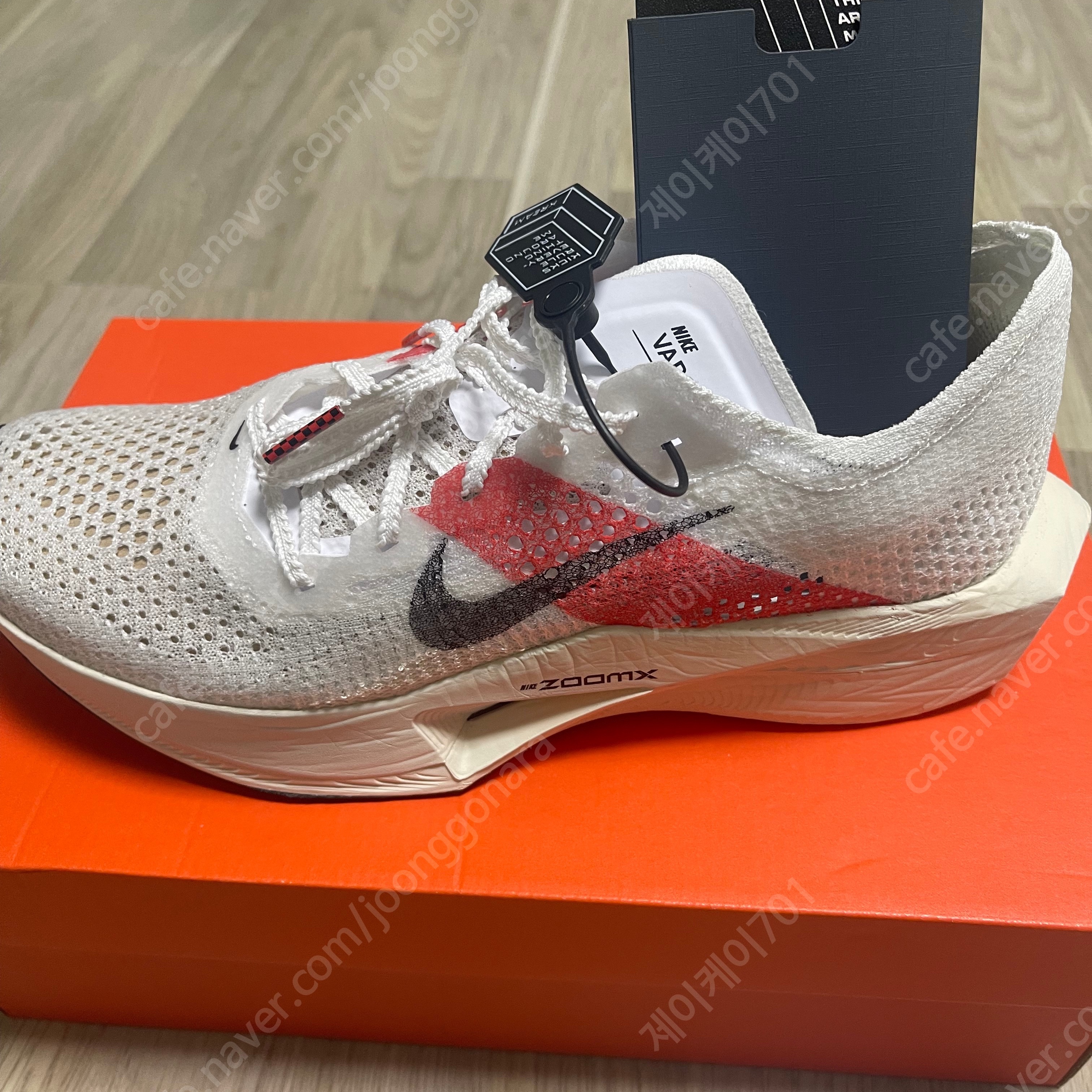 Nike ZoomX Vaporfly Next% 3 Eliud Kipchoge 착용 스타일 - 2