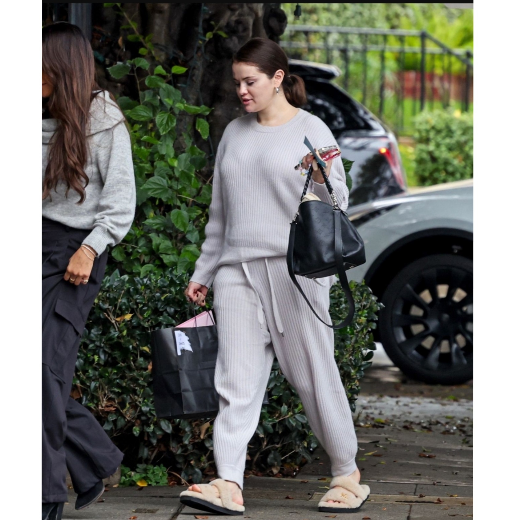 Hollywood+Street Fashion🩷님의 스타일 - 2