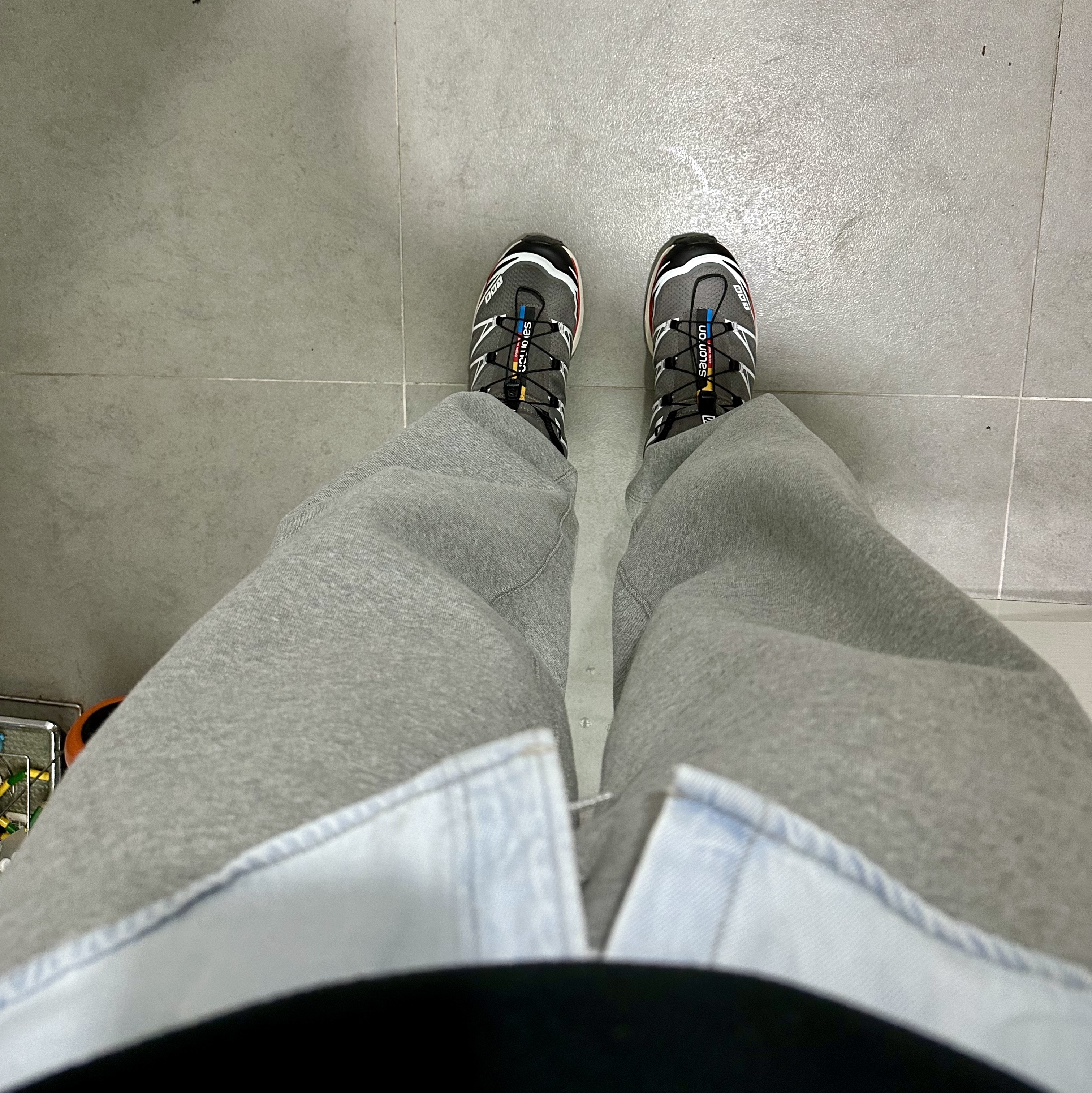 Palace Polartec Venter Hood Jacket Black - 22FW, Nike x Stussy NRG Fleece Pants Dark Grey Heather (DO9340-063) 착용 스타일 - 3