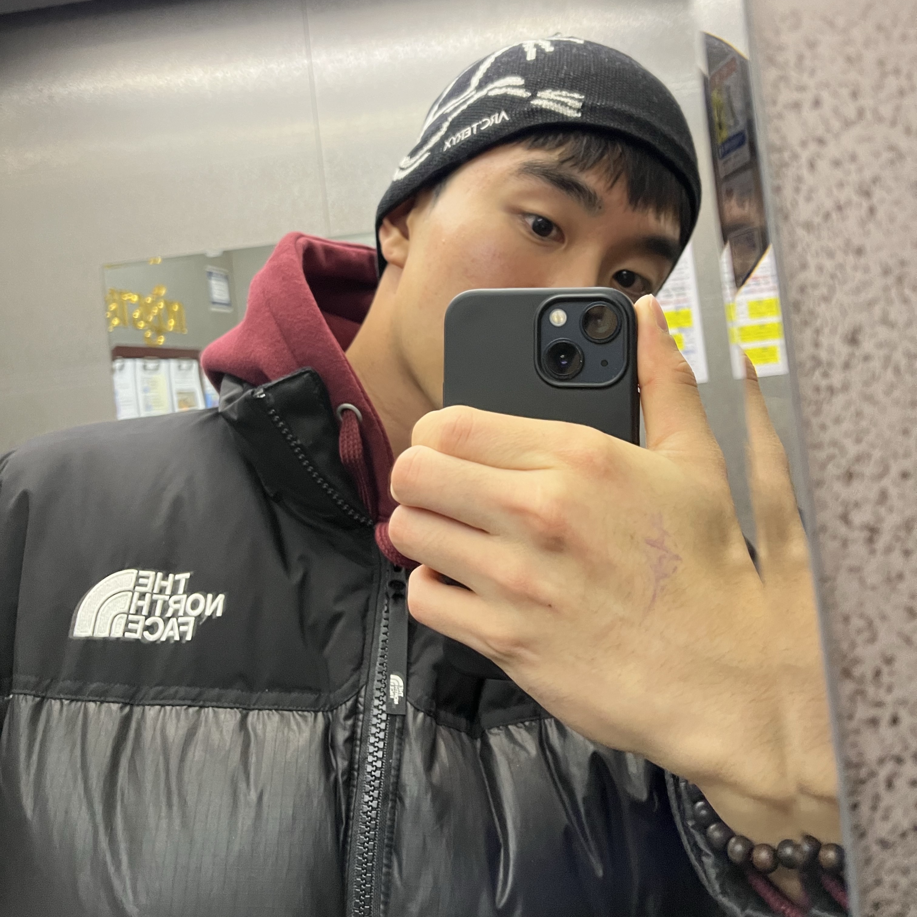 Arc'teryx Bird Head Toque Orca 착용 스타일