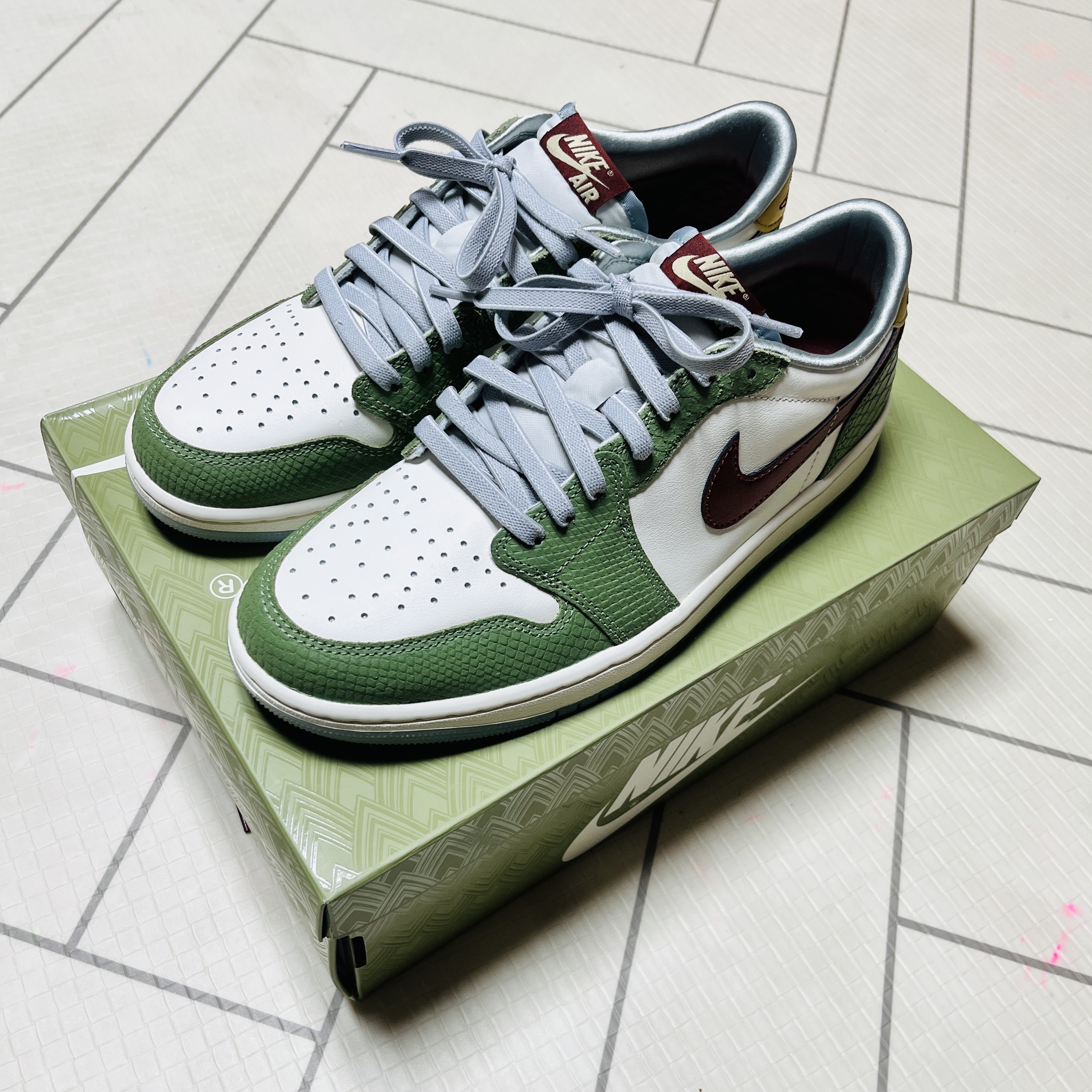 Jordan 1 Retro Low OG Chinese New Year 착용 스타일 - 3
