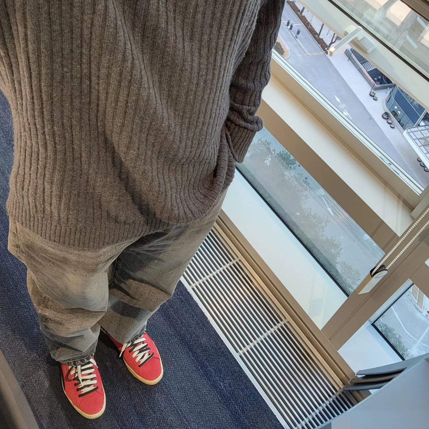 Puma x LMC Suede VTG Red 착용 스타일