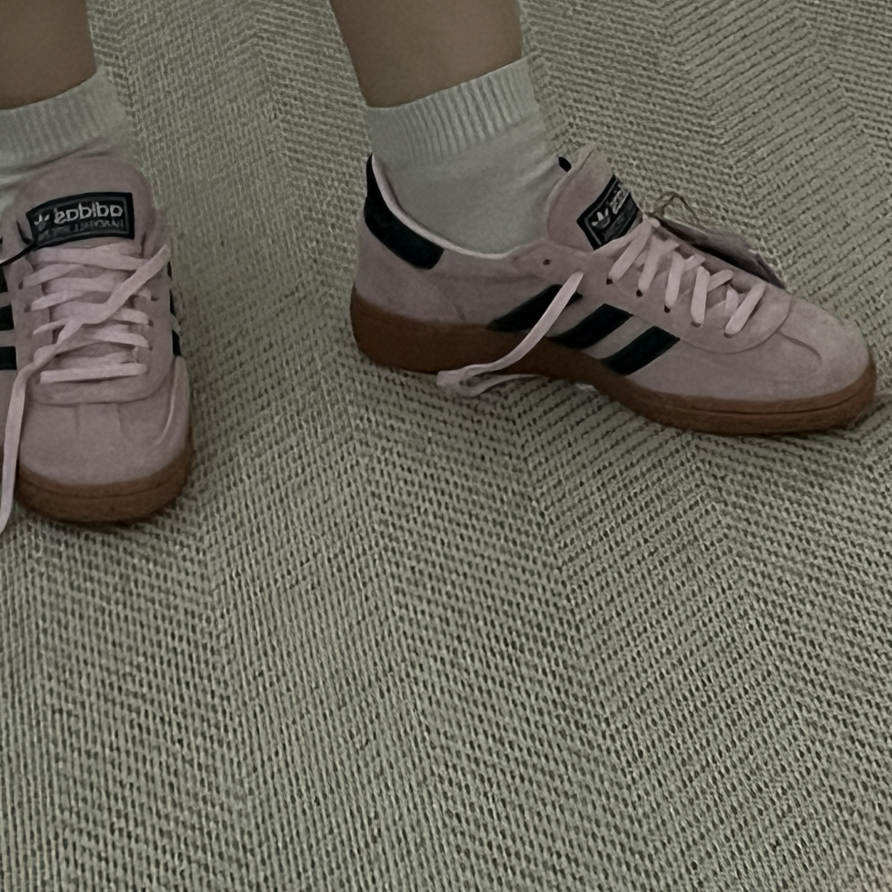 (W) Adidas Spezial Handball Clear Pink 착용 스타일