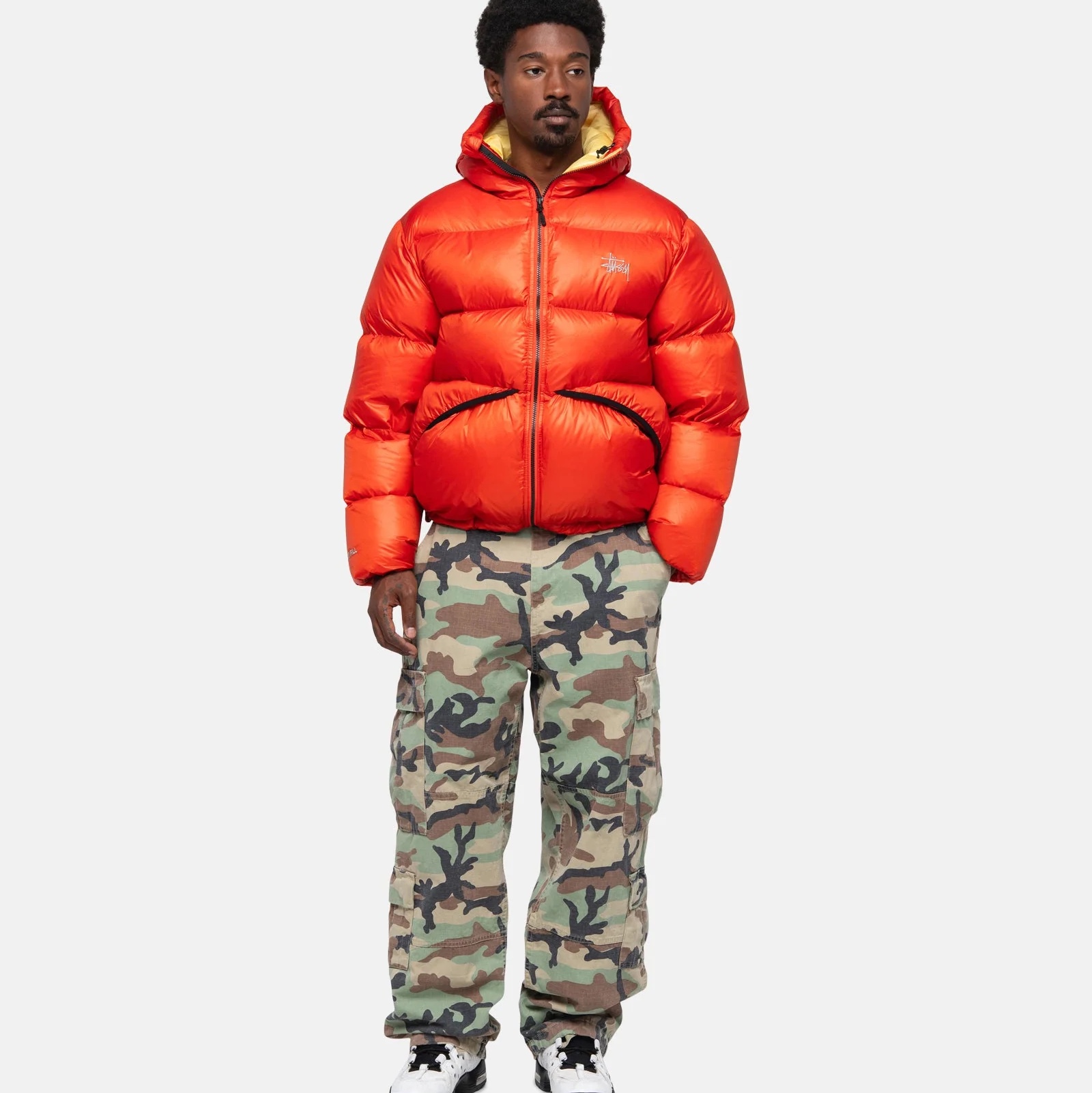 Stussy Down Parka Micro Ripstop Cayenne 착용 스타일 - 1