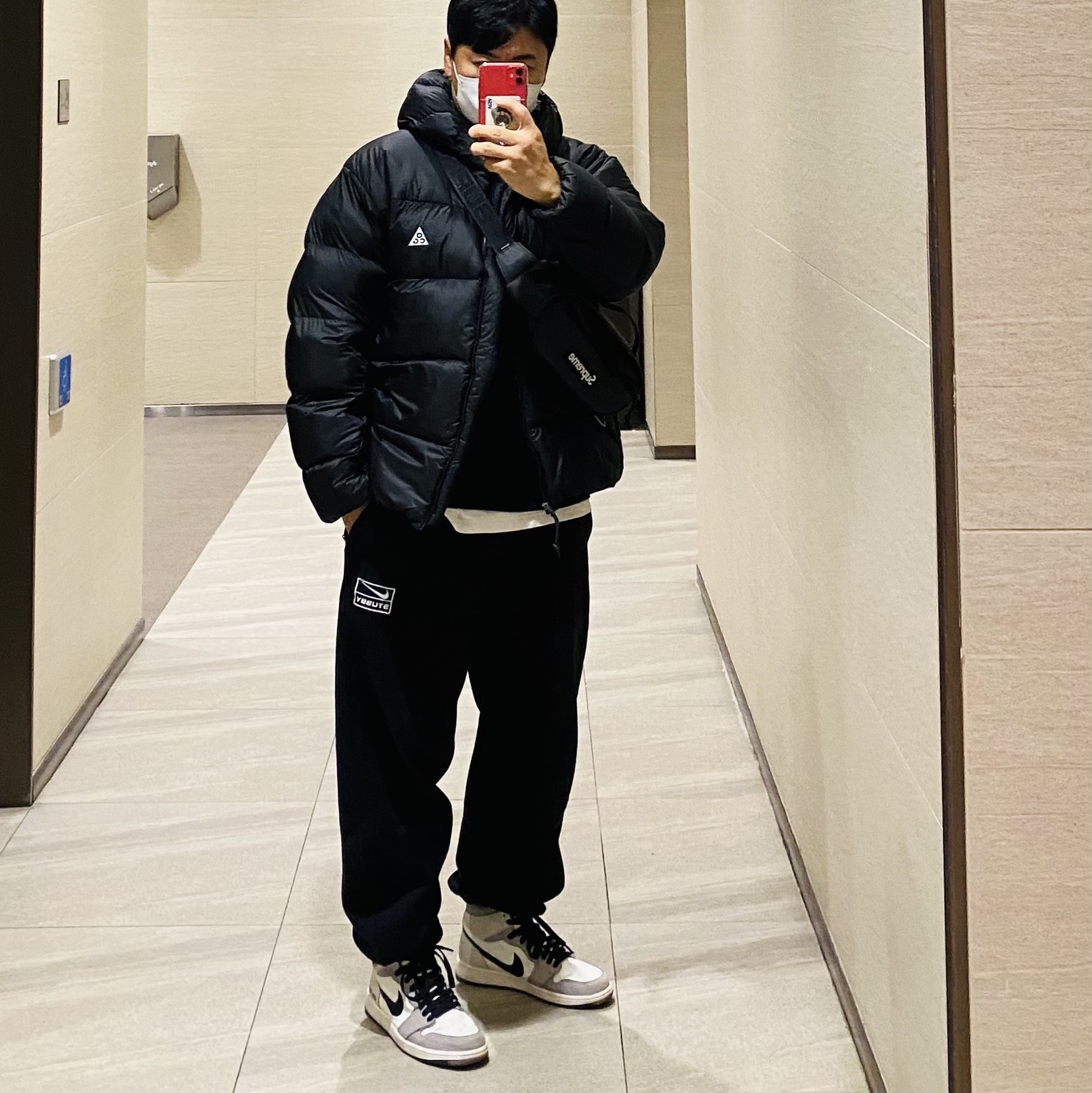 Nike ACG Therma-Fit ADV Lunar Lake Puffer Jacket Black - Asia, Nike x Stussy NRG Washed Fleece Crewneck Black (DO5310-010) 착용 스타일