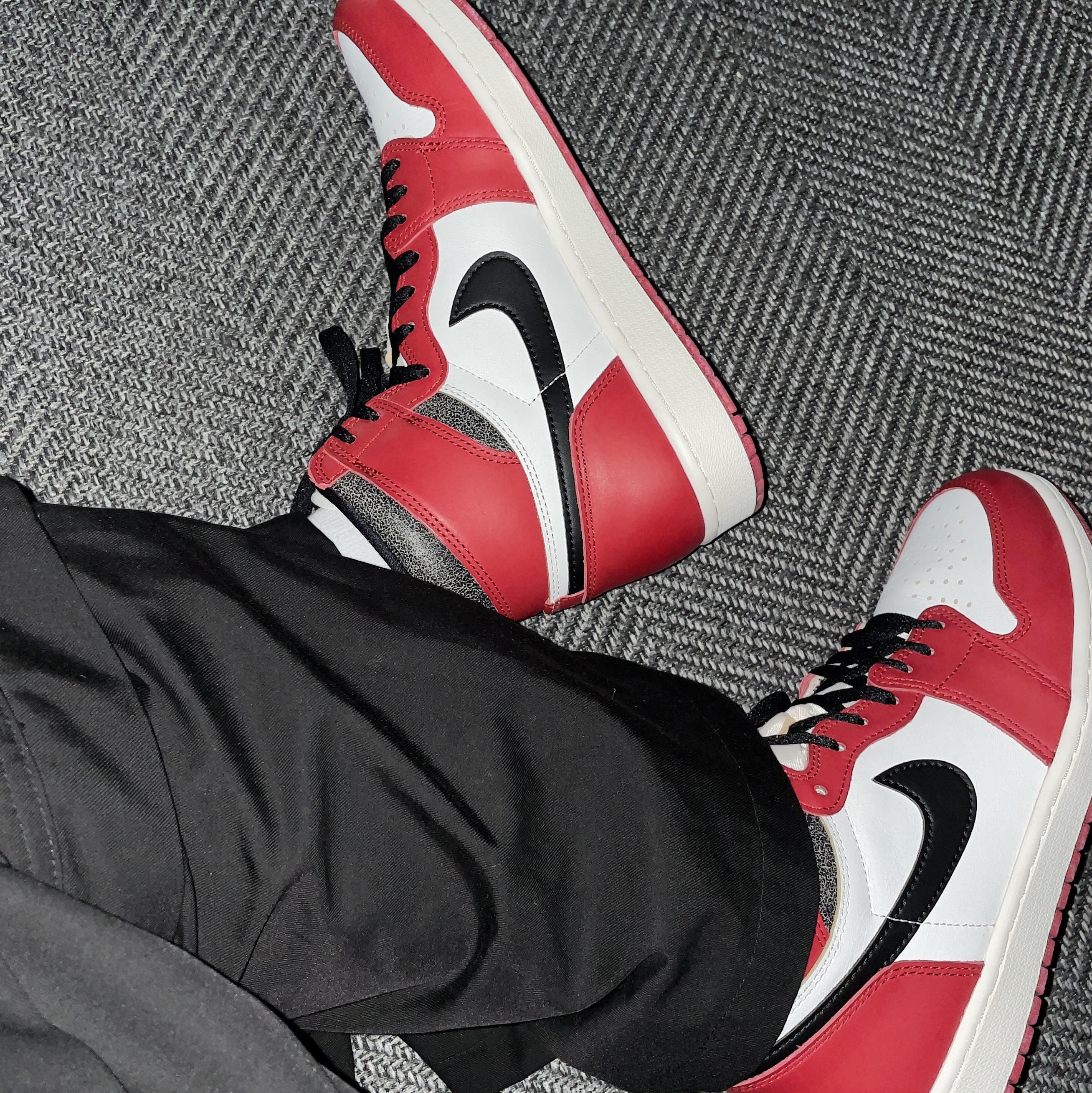 Jordan 1 Retro High OG Chicago 2022 착용 스타일 - 1
