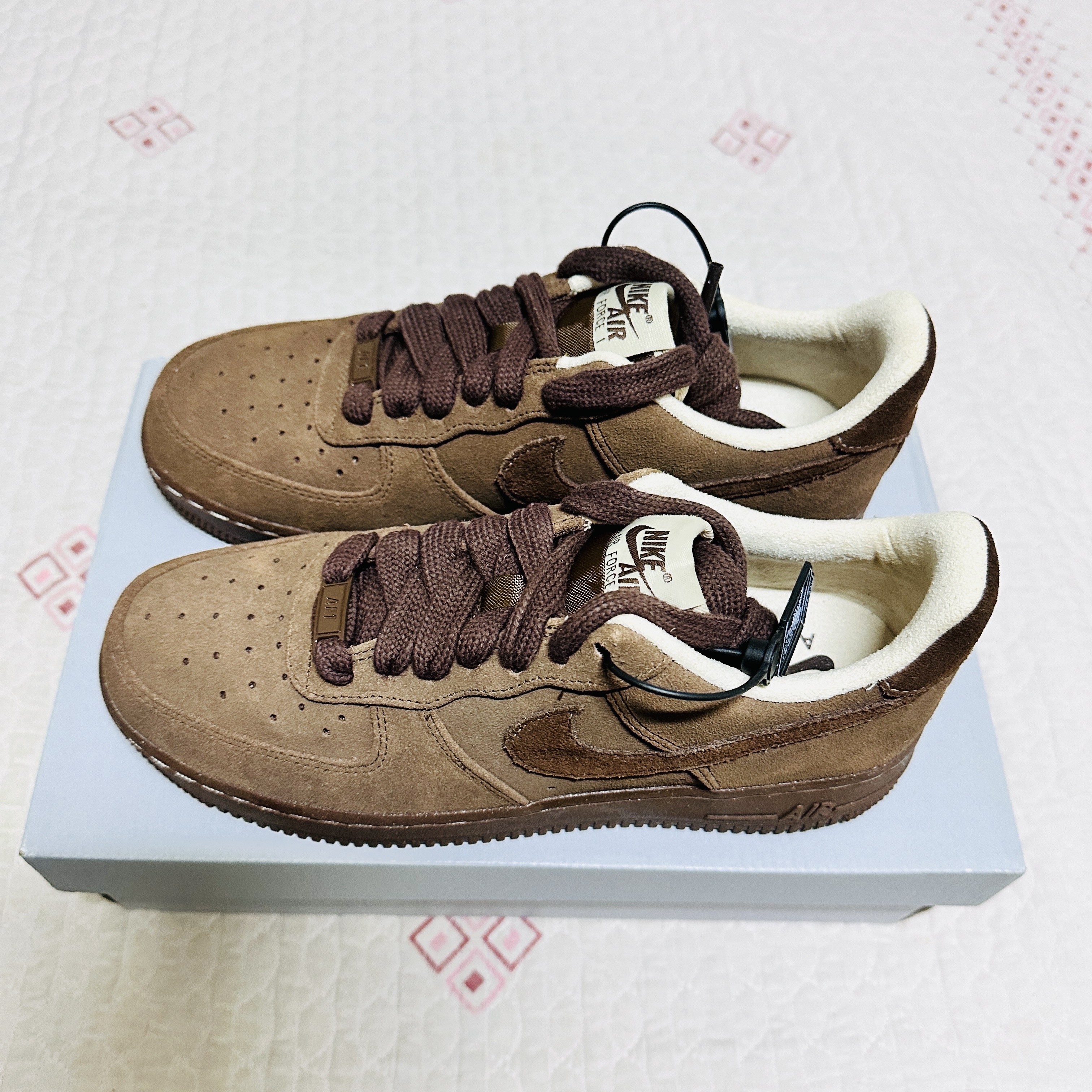 (W) Nike Air Force 1 '07 Cacao Wow 착용 스타일 - 2
