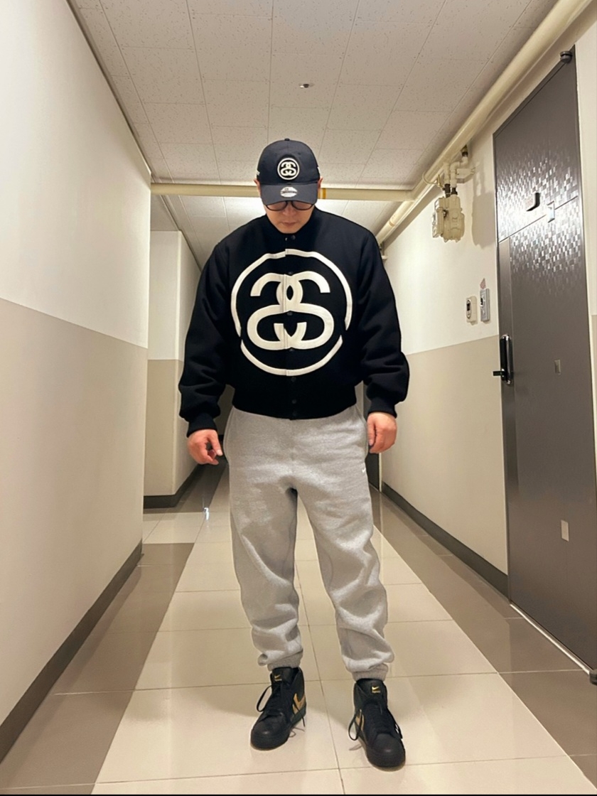 Stussy SS Link Varsity Jacket Black, Stussy SS Link 9Twenty Cap Black 착용 스타일 - 1
