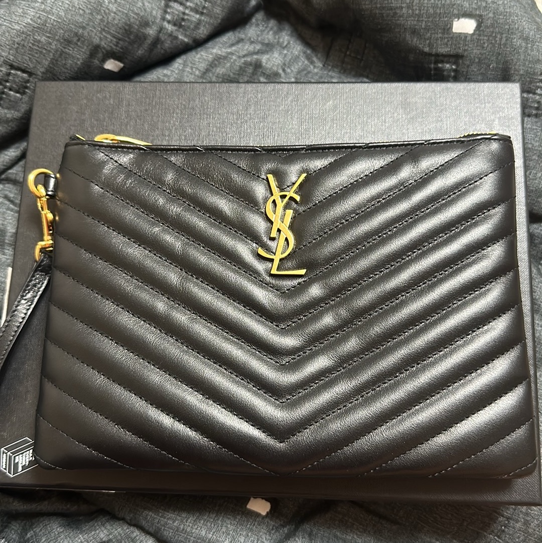 Saint Laurent Gold Monogram A5 Pouch in Matelasse Leather Black 착용 스타일