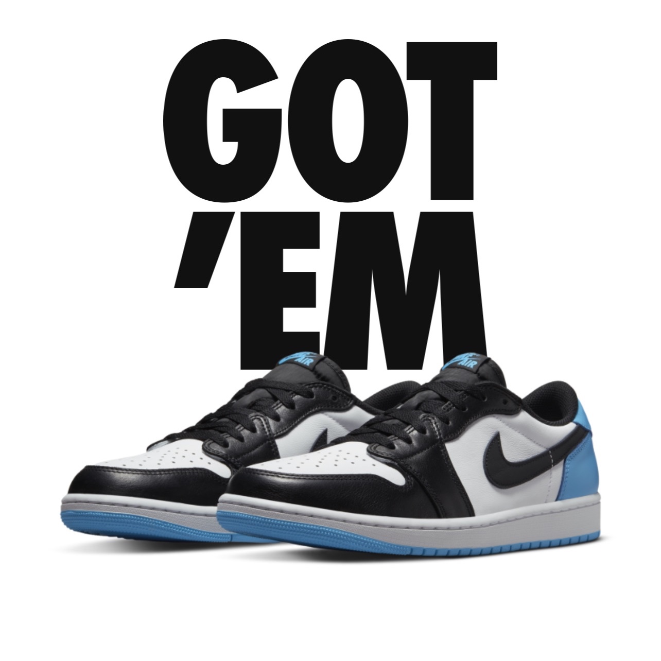 Jordan 1 Retro Low OG Black and Dark Powder Blue 착용 스타일 - 2