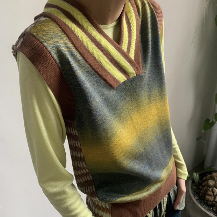 Paula Canovas Del Vas Women Twist Denim Bermuda Blue Washed, [KREAM 단독] Paula Canovas Del Vas Women Hot Knit Vest Lime Terra 착용 스타일 - 2