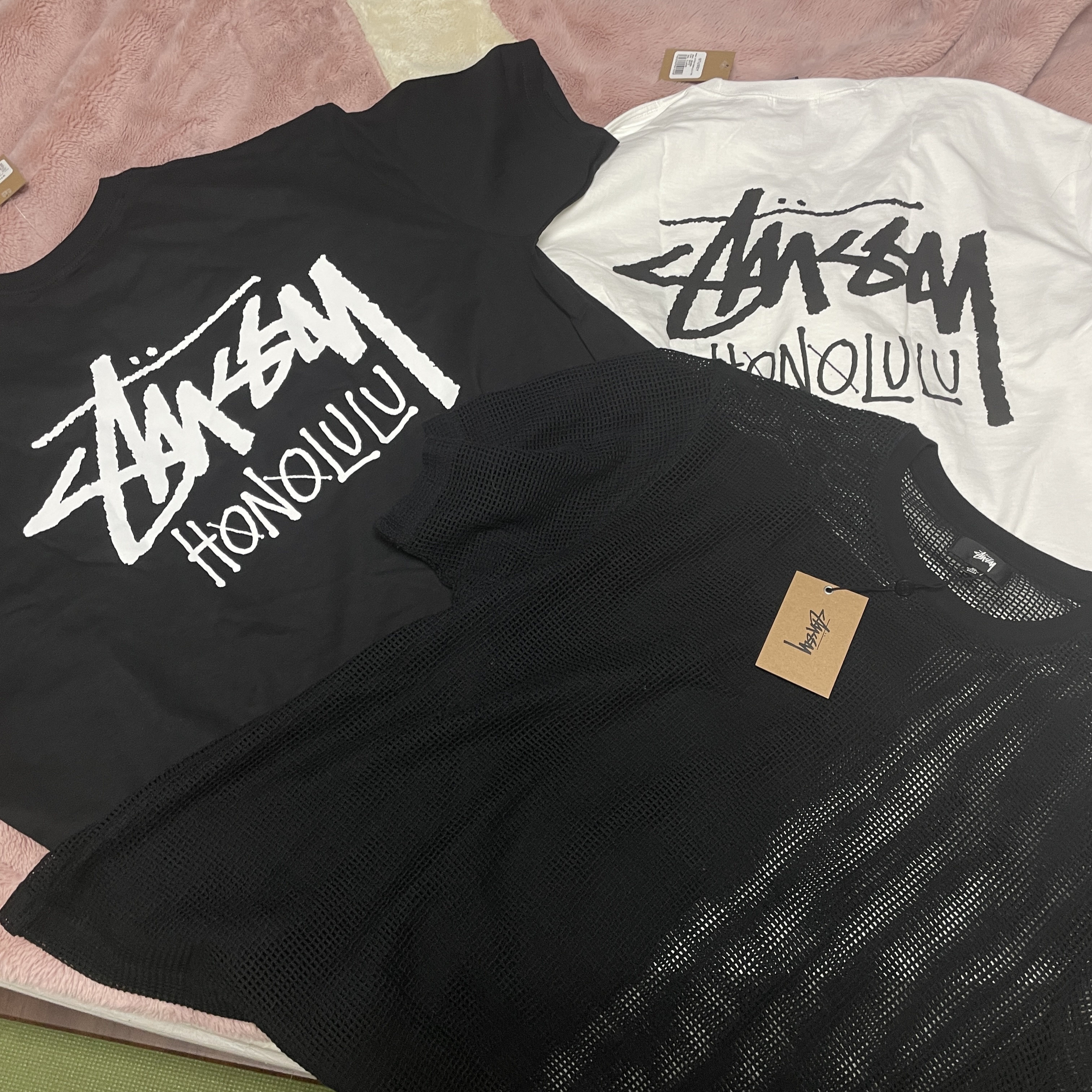 Stussy Cotton Mesh SS Crew Black, Stussy Stock Honolulu T-Shirt Black 착용 스타일