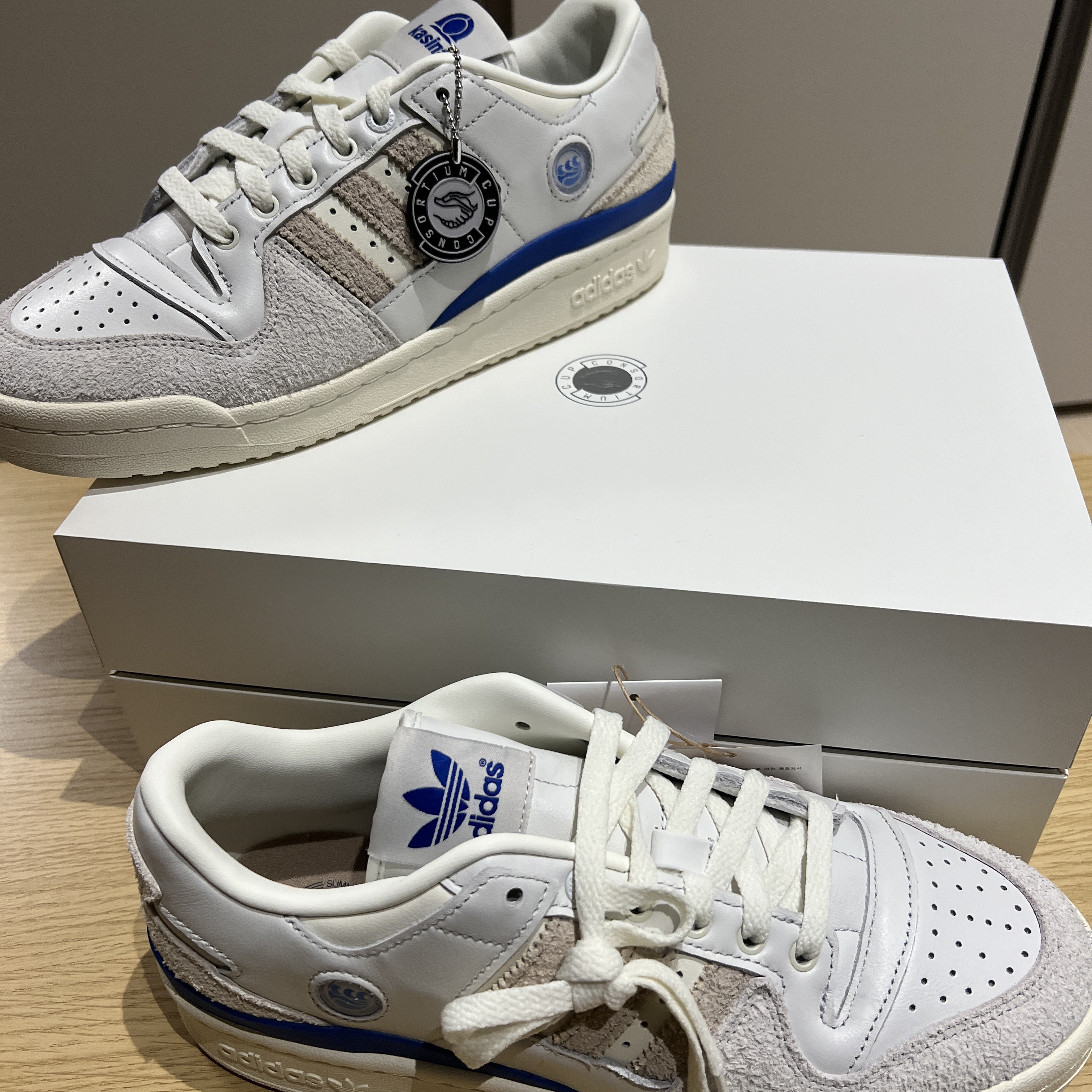 Adidas x Kasina Forum 84 Low Consortium Cup Off White 착용 스타일 - 8