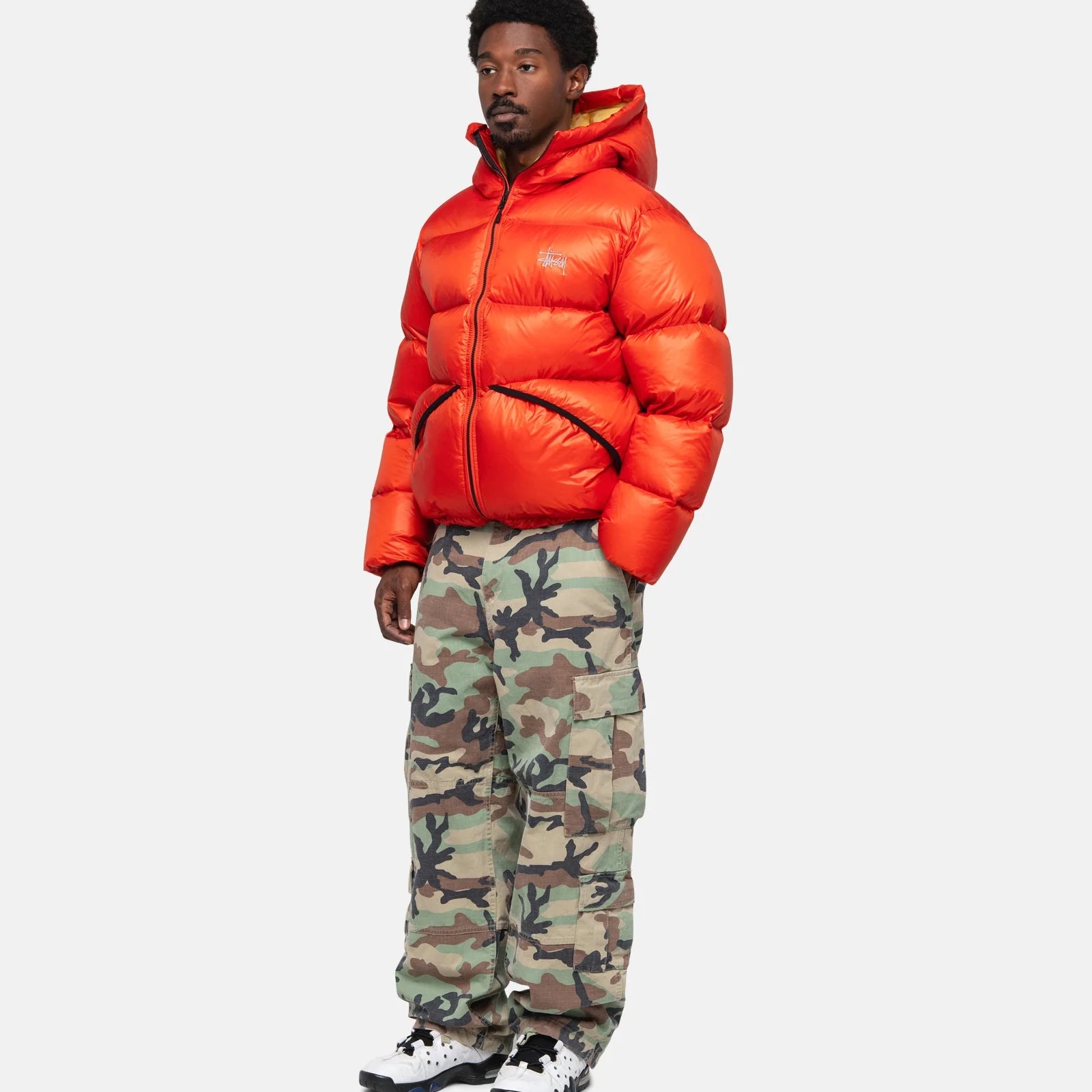 Stussy Down Parka Micro Ripstop Cayenne 착용 스타일 - 3