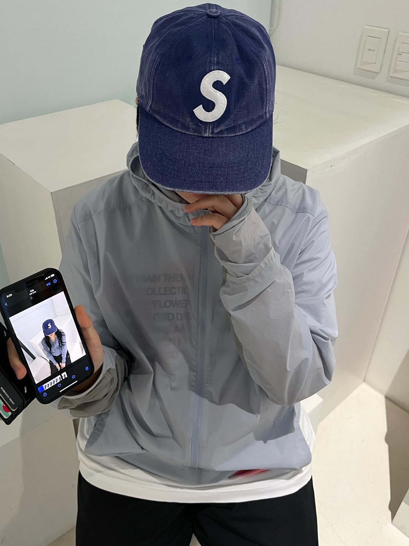 Supreme Pigment Print S Logo 6-Panel Navy - 23FW, Sansan Gear Air Dash Jacket Sky Blue - 23SS 착용 스타일