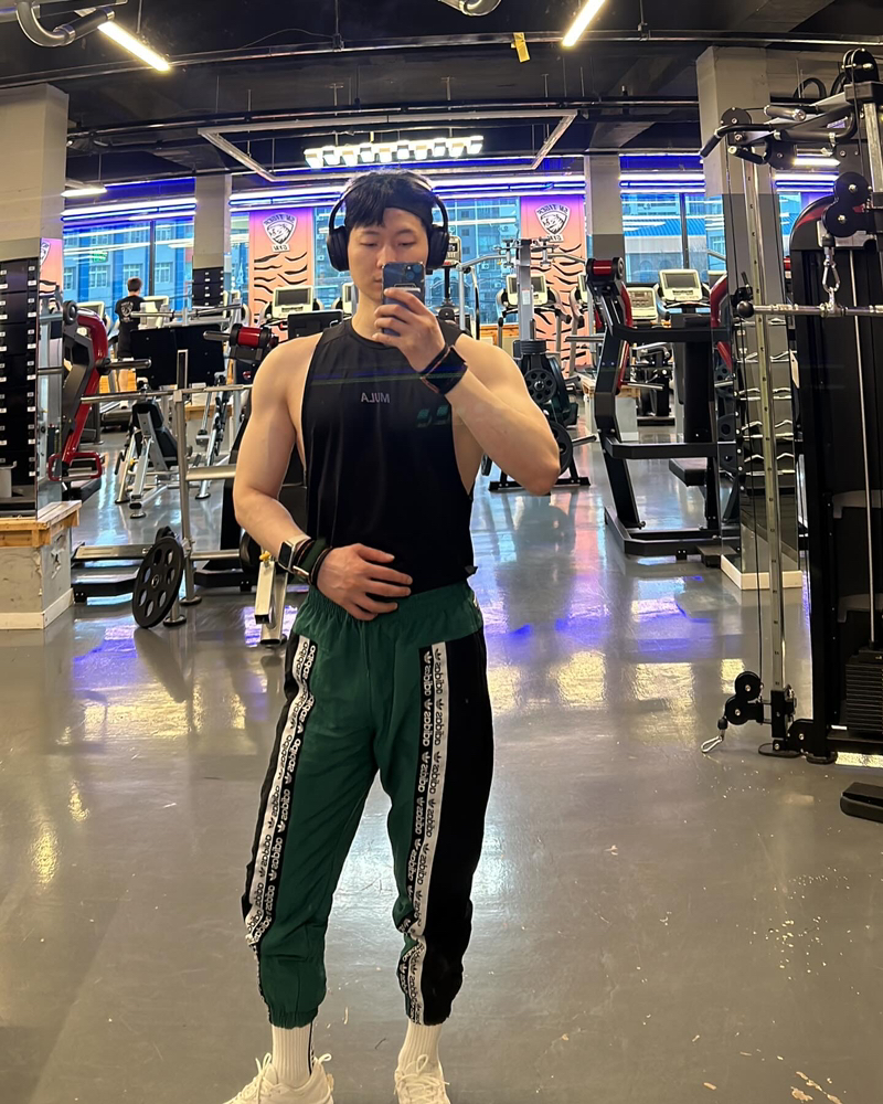 KREAM 프로필 이미지