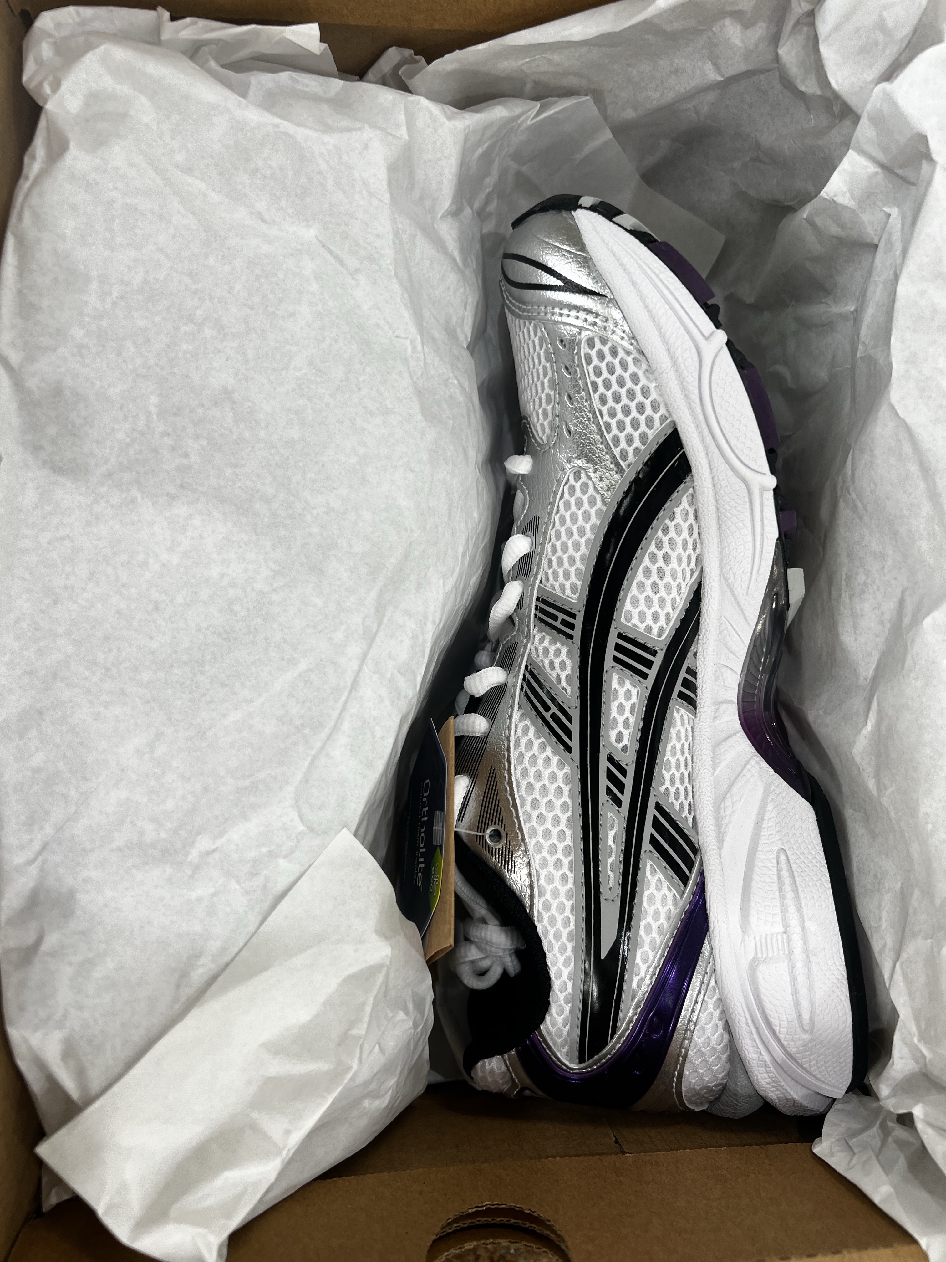 (W) Asics Gel-Kayano 14 White Dark Grape 착용 스타일