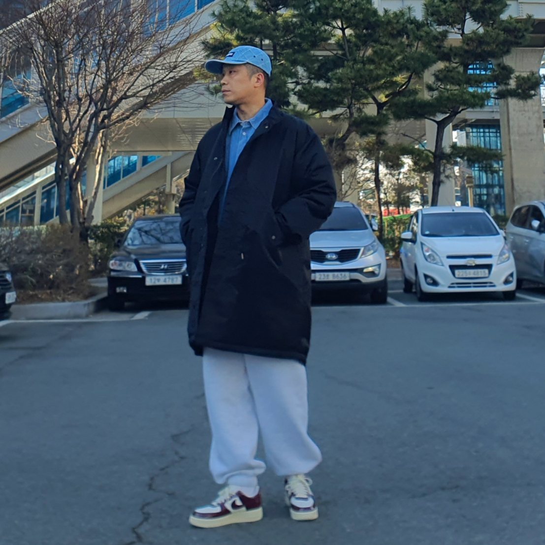(W) Nike Air Force 1 Low Dark Beetroot, Supreme Punched Denim Camp Cap Washed Indigo - 23FW 착용 스타일 - 1