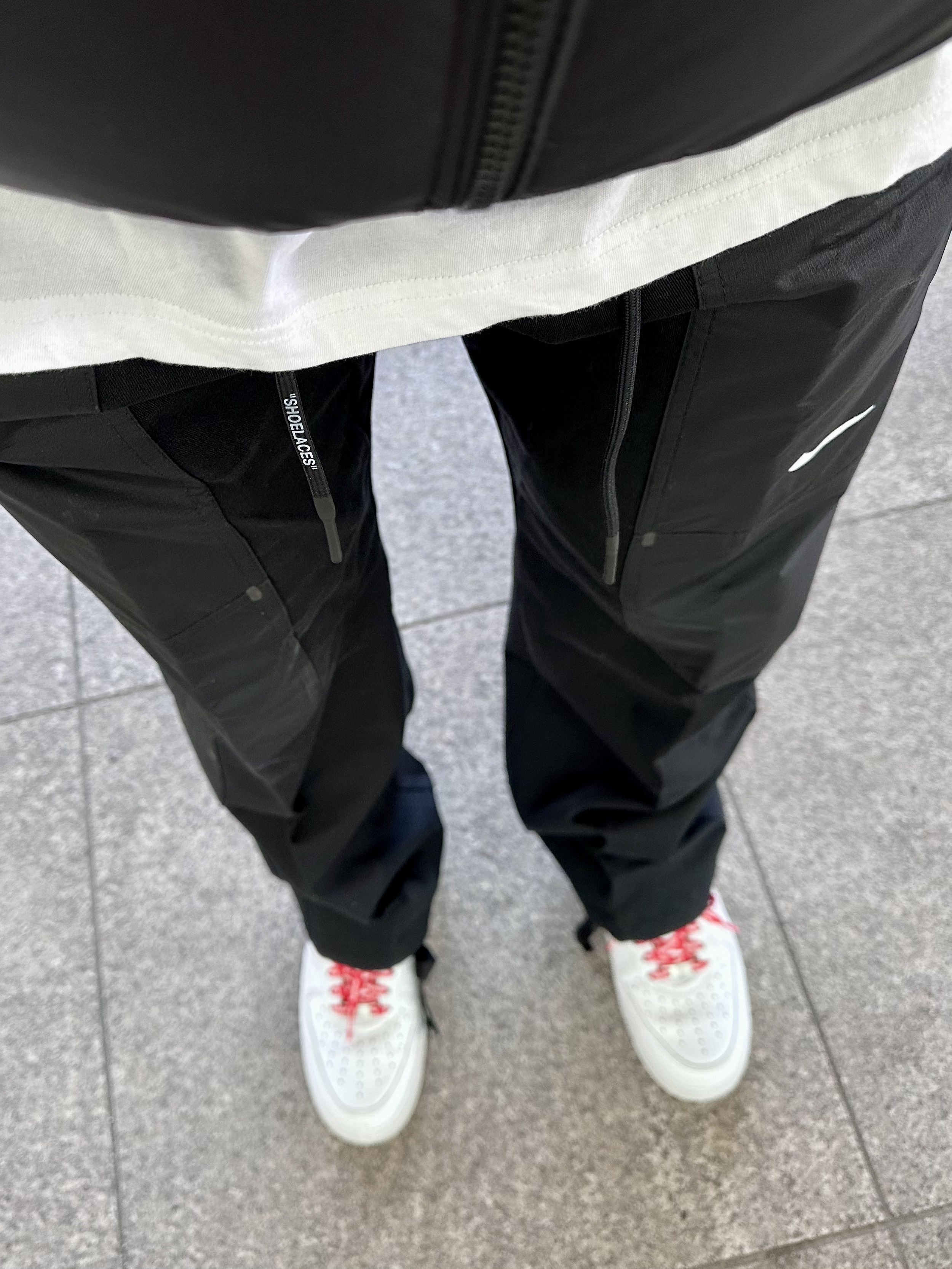Nike x Off-White NRG Pants Black, Nike x Supreme Air Force 1 Low White 착용 스타일