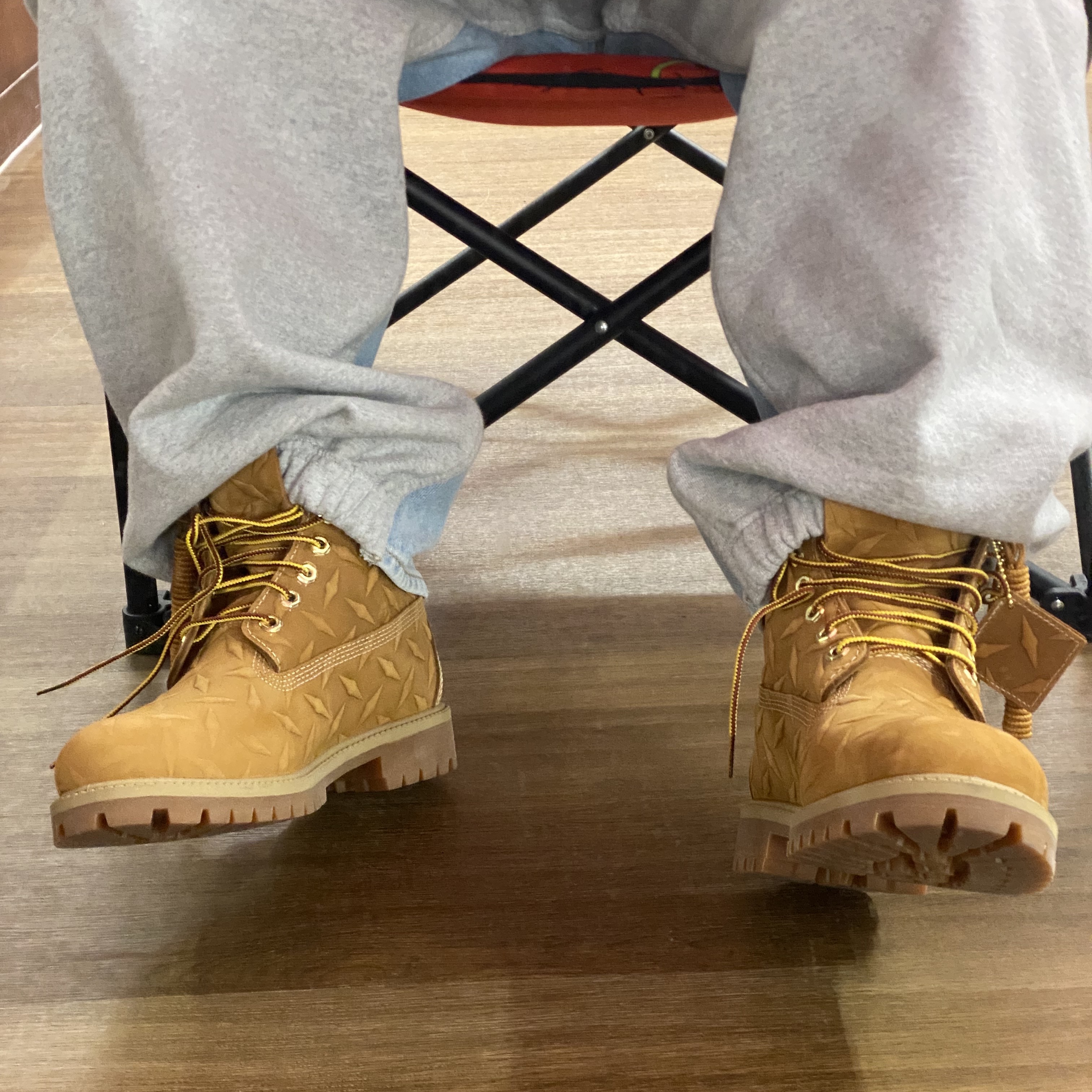 Timberland x Supreme Diamond Plate 6 Inch Premium Waterproof Boot Wheat - 23FW - Medium 착용 스타일 - 1