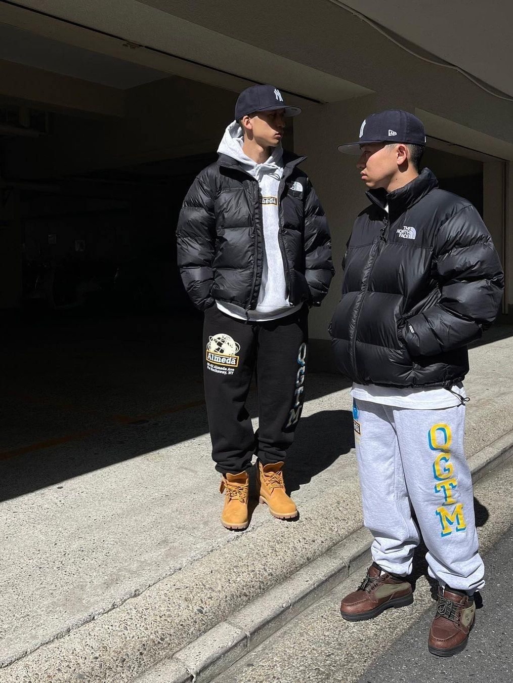 The North Face 1996 Eco Nuptse Jacket Black 착용 스타일 - 7
