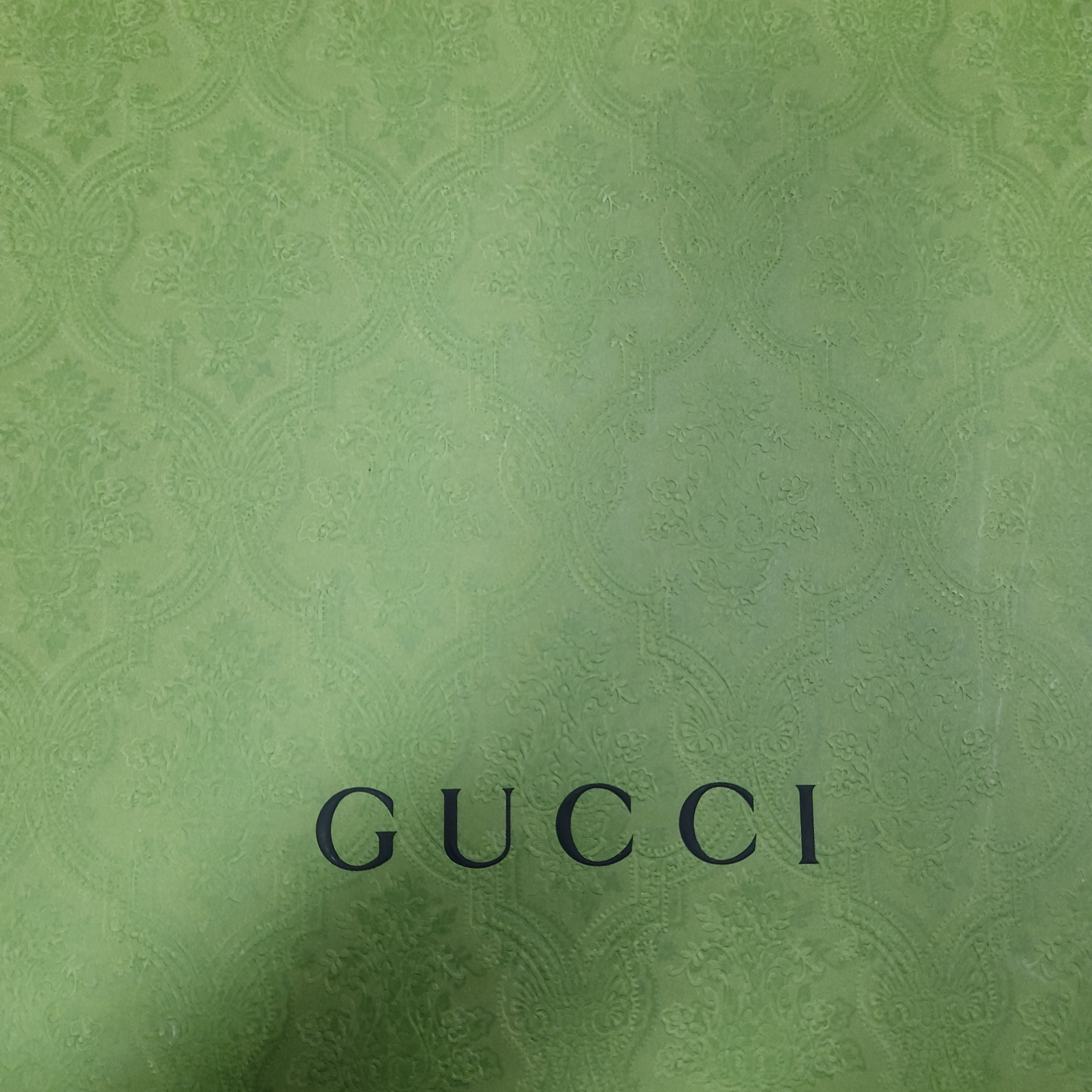 Gucci GG Rhyton Beige Sneakers Ebony Blue 착용 스타일 - 5