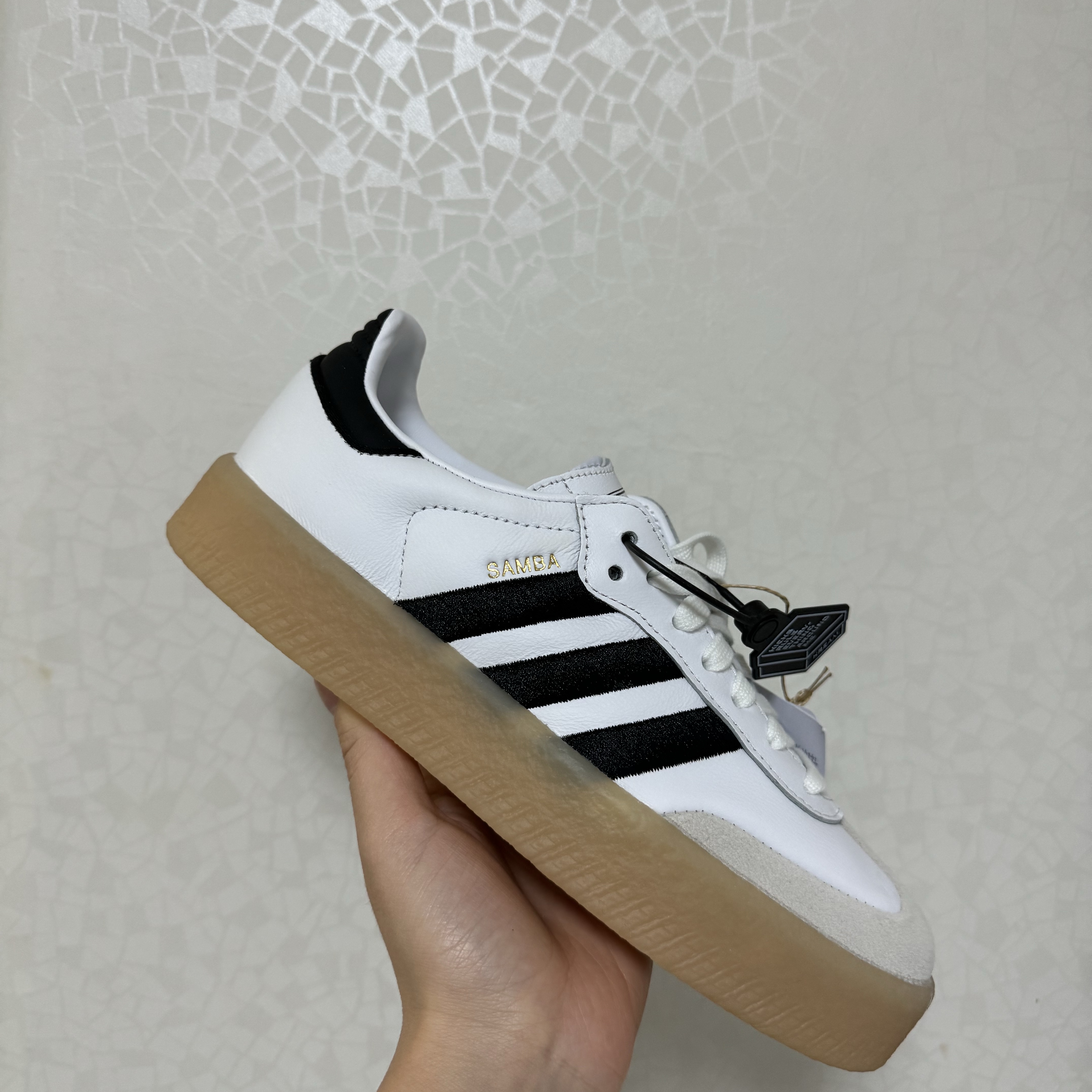 (W) Adidas Sambae White Black 착용 스타일