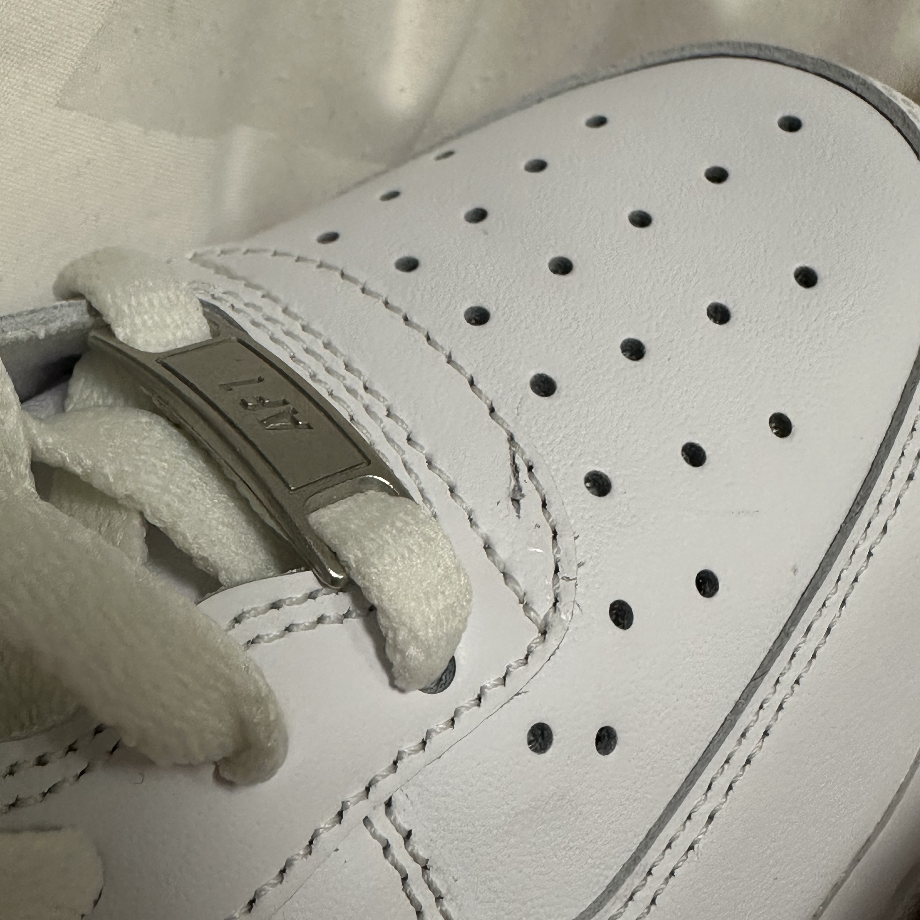 (W) Nike Air Force 1 '07 Low White 착용 스타일 - 2