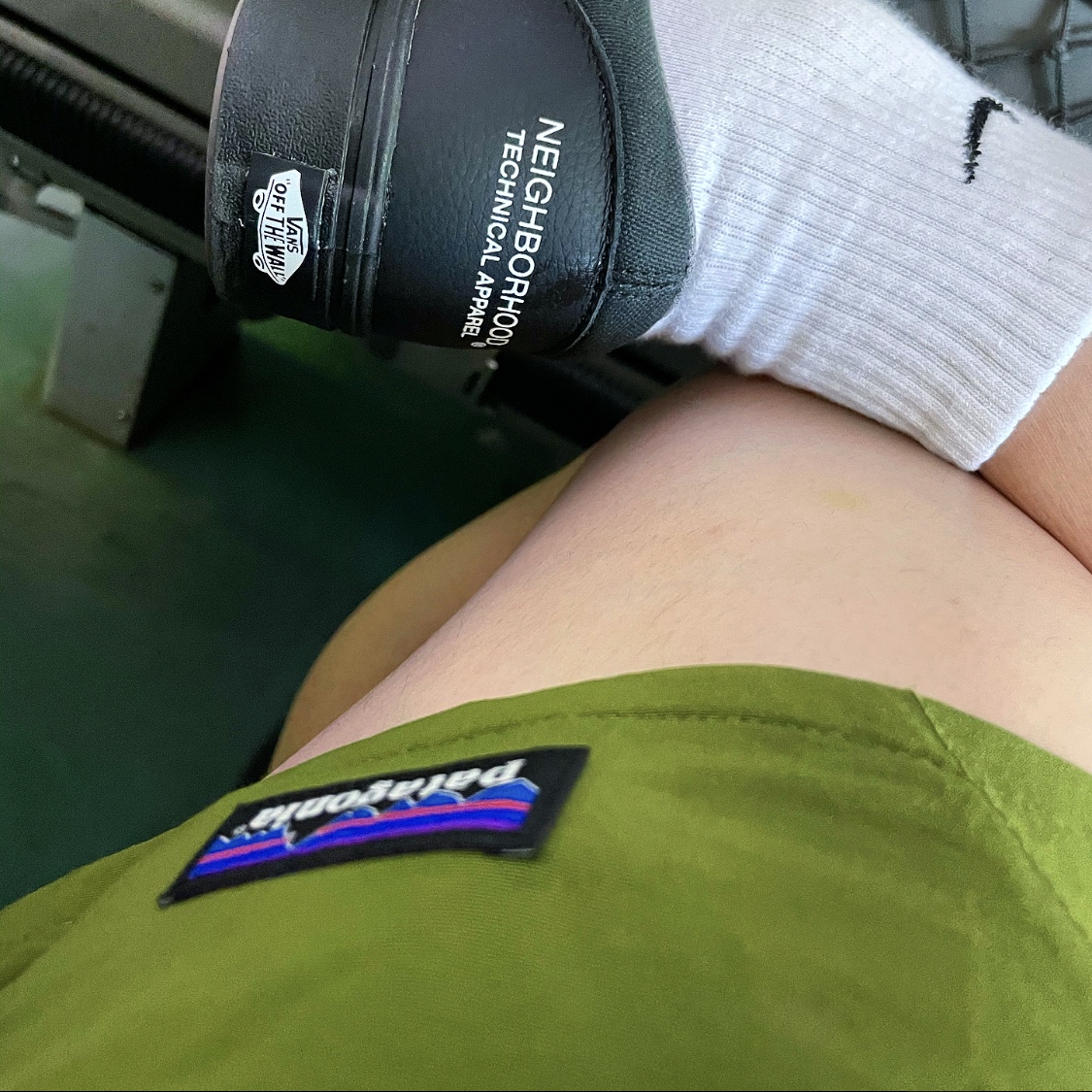 Vans x Neighborhood ComfyCush Era Black 착용 스타일