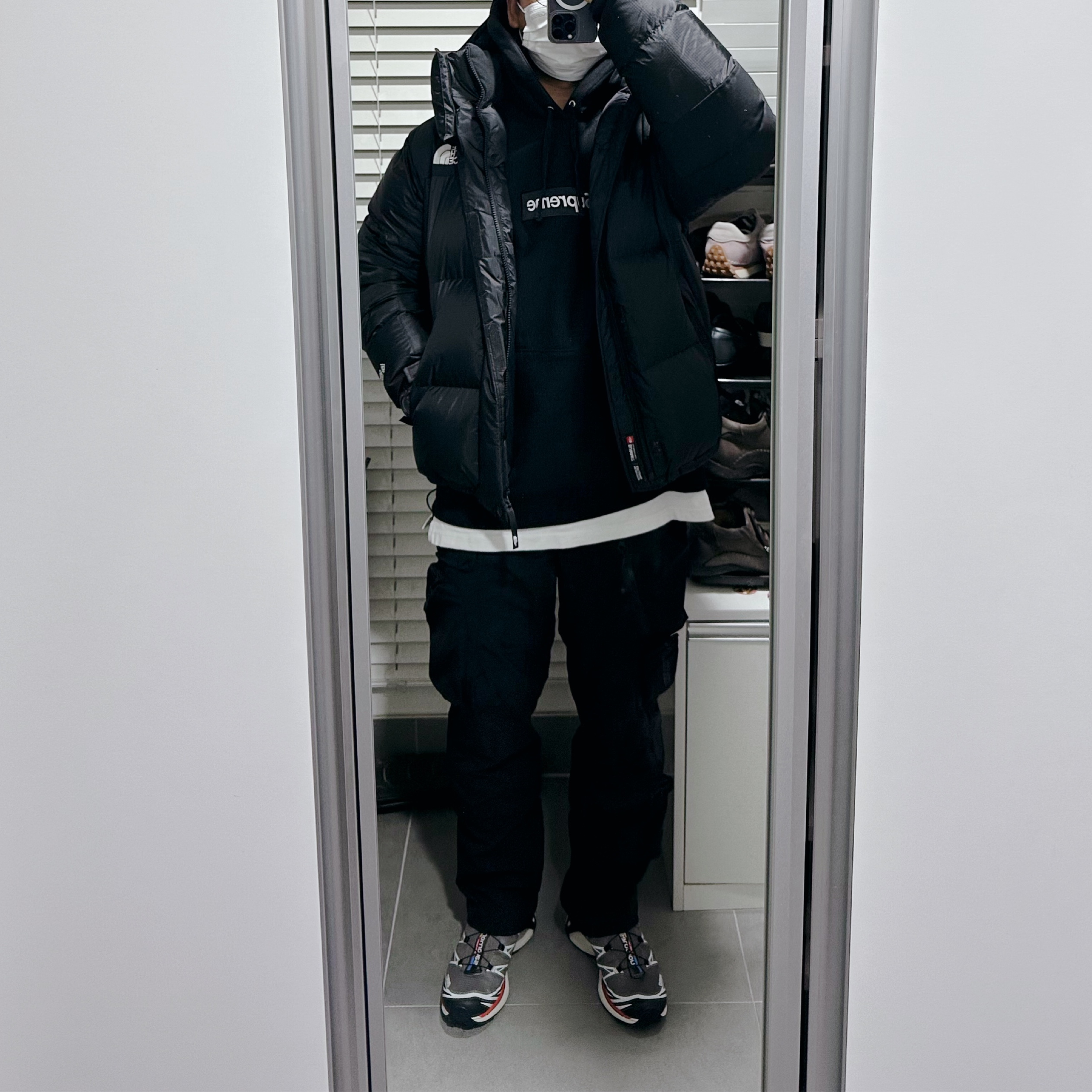 Supreme Box Logo Hooded Sweatshirt Black - 23FW, Undermycar Bucky Multi Pocket Dynamic Pants Rookie Black - 22SS 착용 스타일