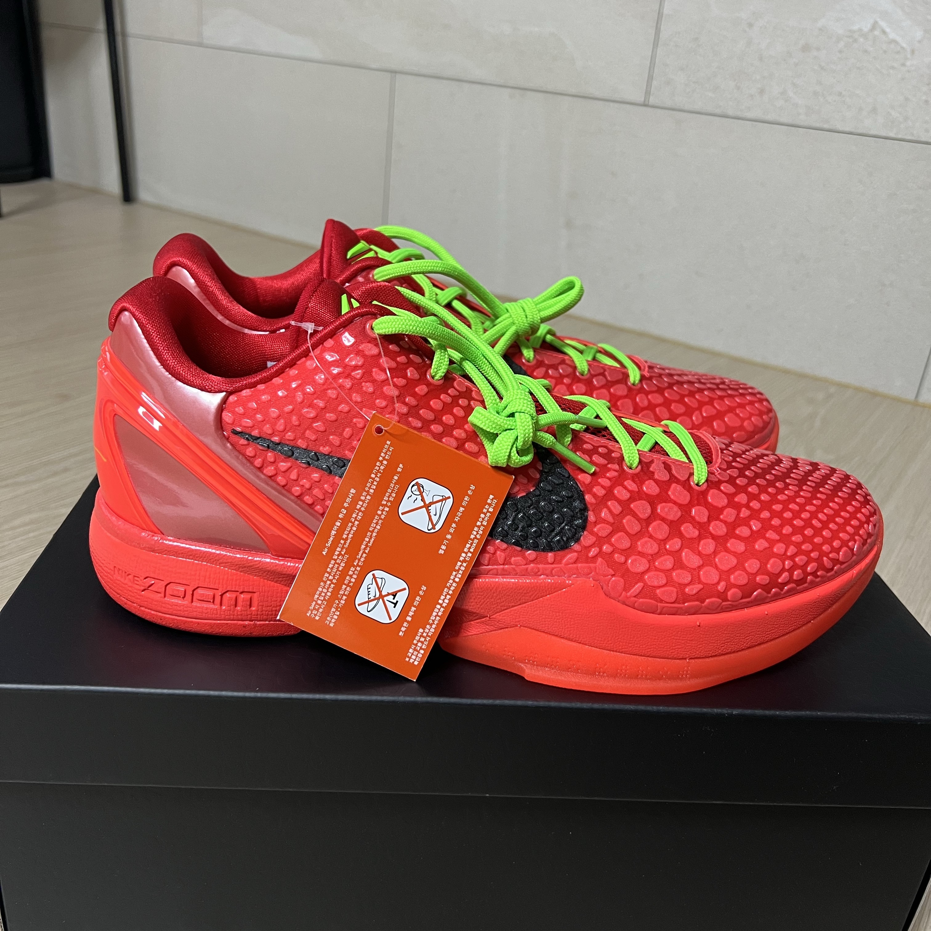 Nike Kobe 6 Protro Reverse 착용 스타일