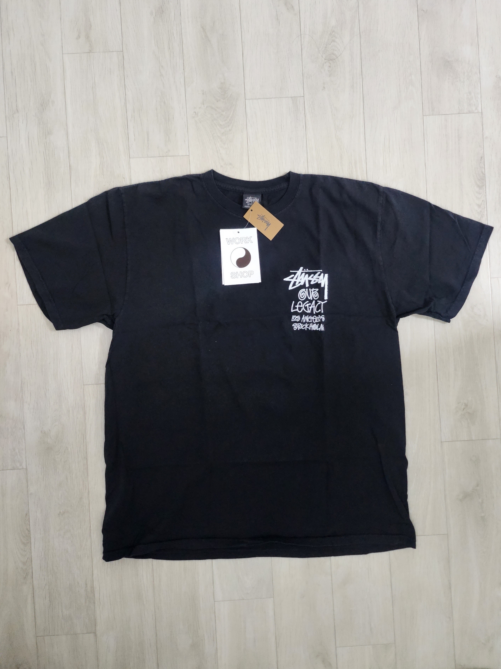 Stussy x Our Legacy Surfman Pigment Dyed T-Shirt Black 착용 스타일 - 1