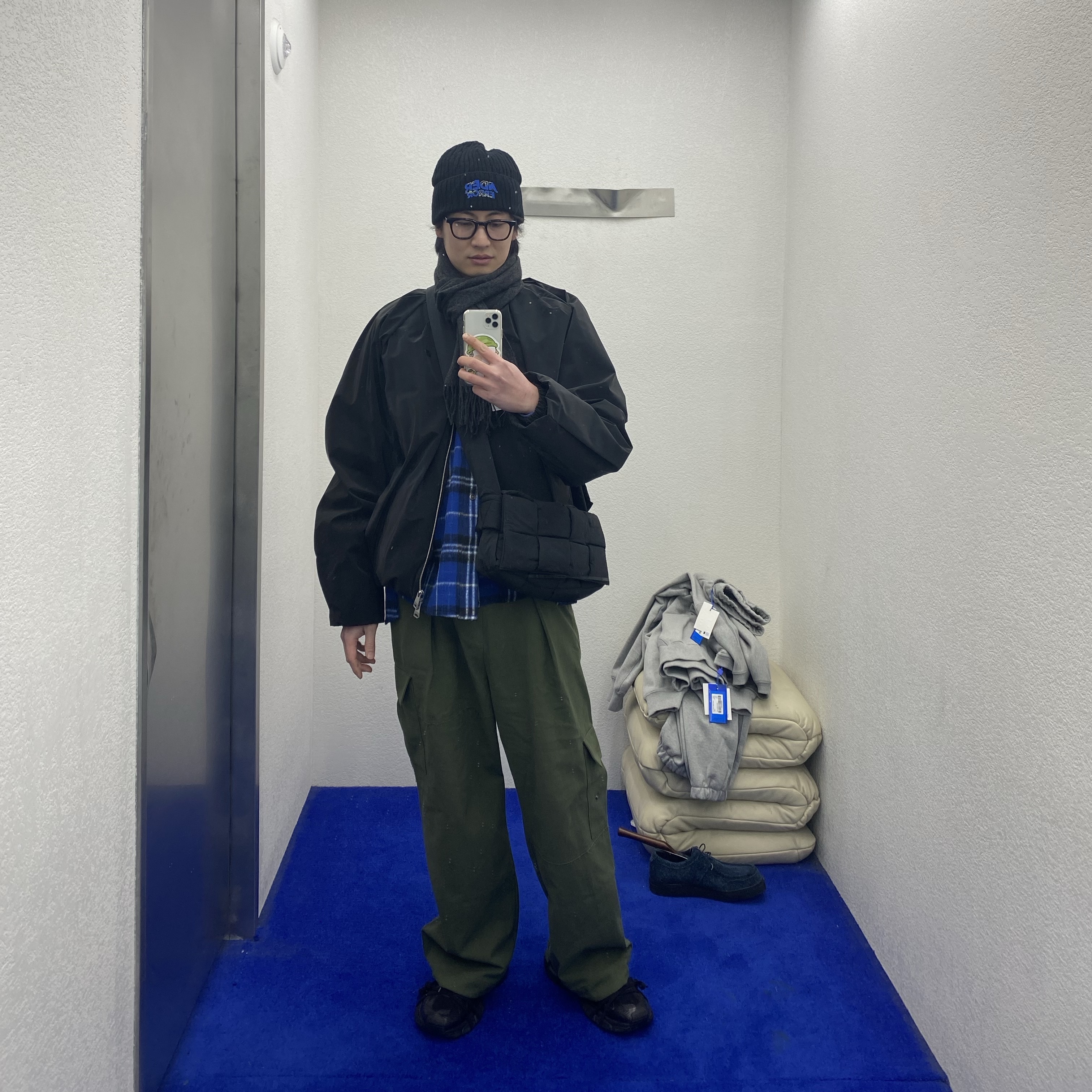 Balenciaga 3XL Sneakers Black, Ader Error Kavo Puffer Jacket Noir 착용 스타일 - 2