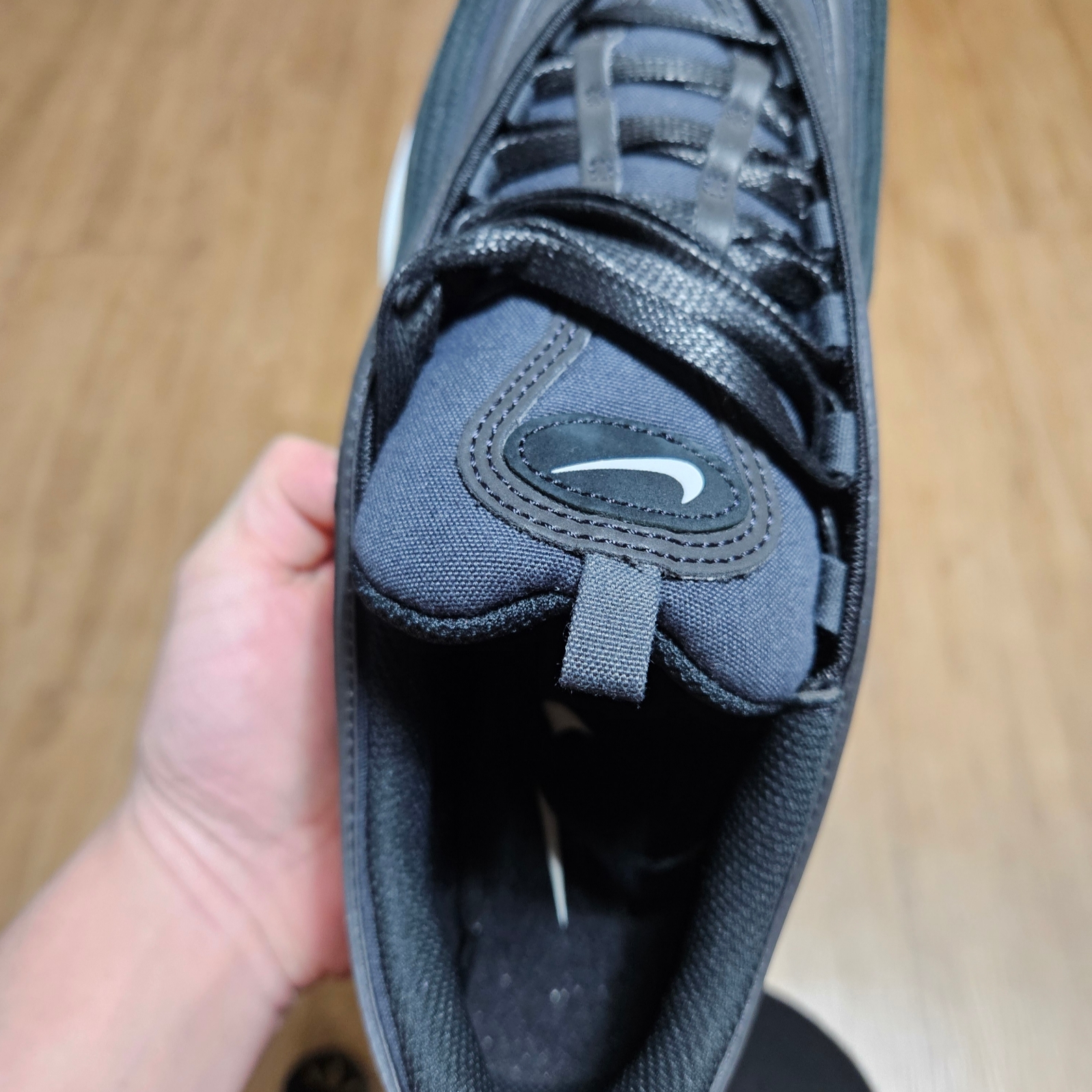 Nike Air Max 97 SE Off Noir 착용 스타일 - 4